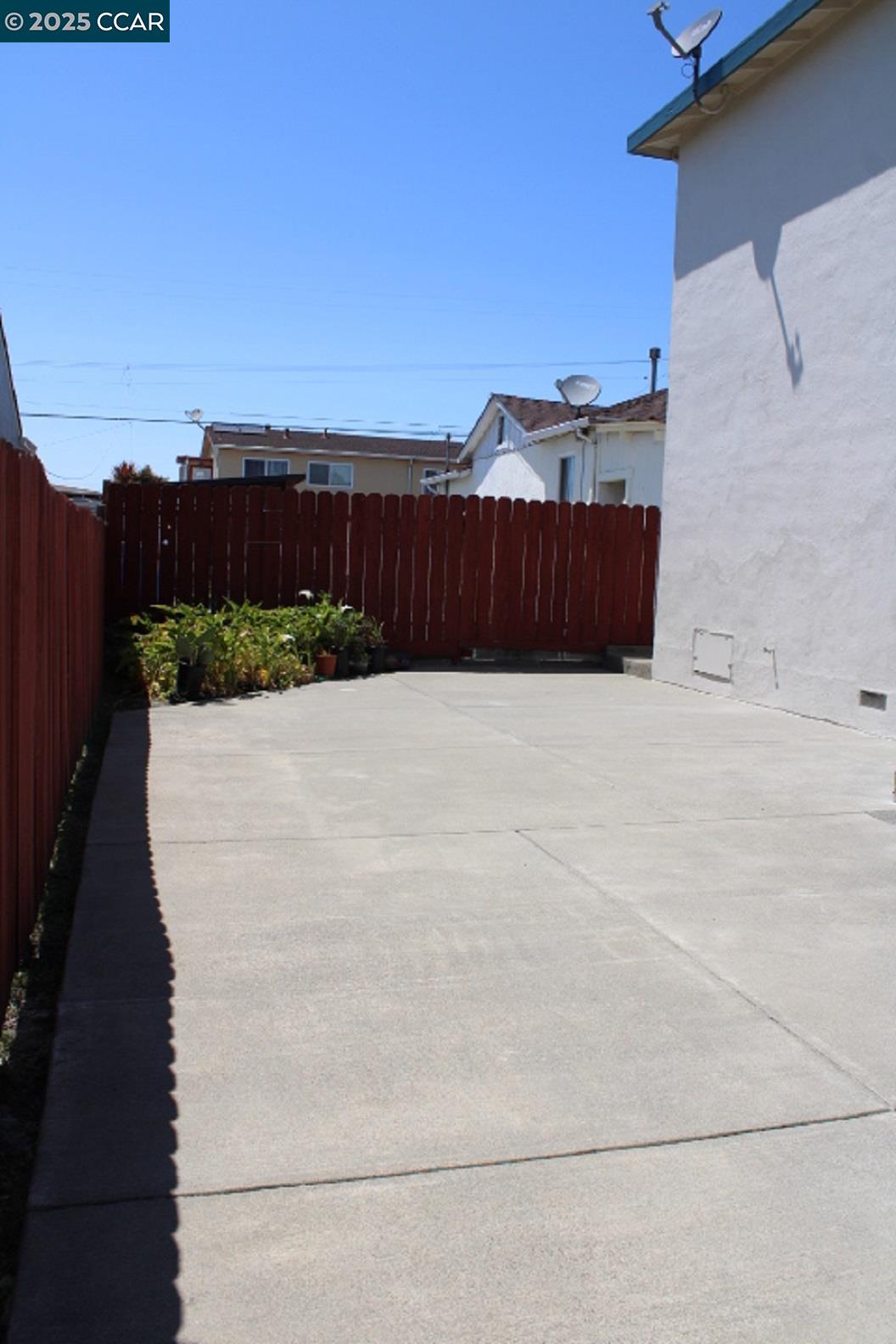 Detail Gallery Image 17 of 18 For 4212 Nevin, Richmond,  CA 94805 - 1 Beds | 1 Baths