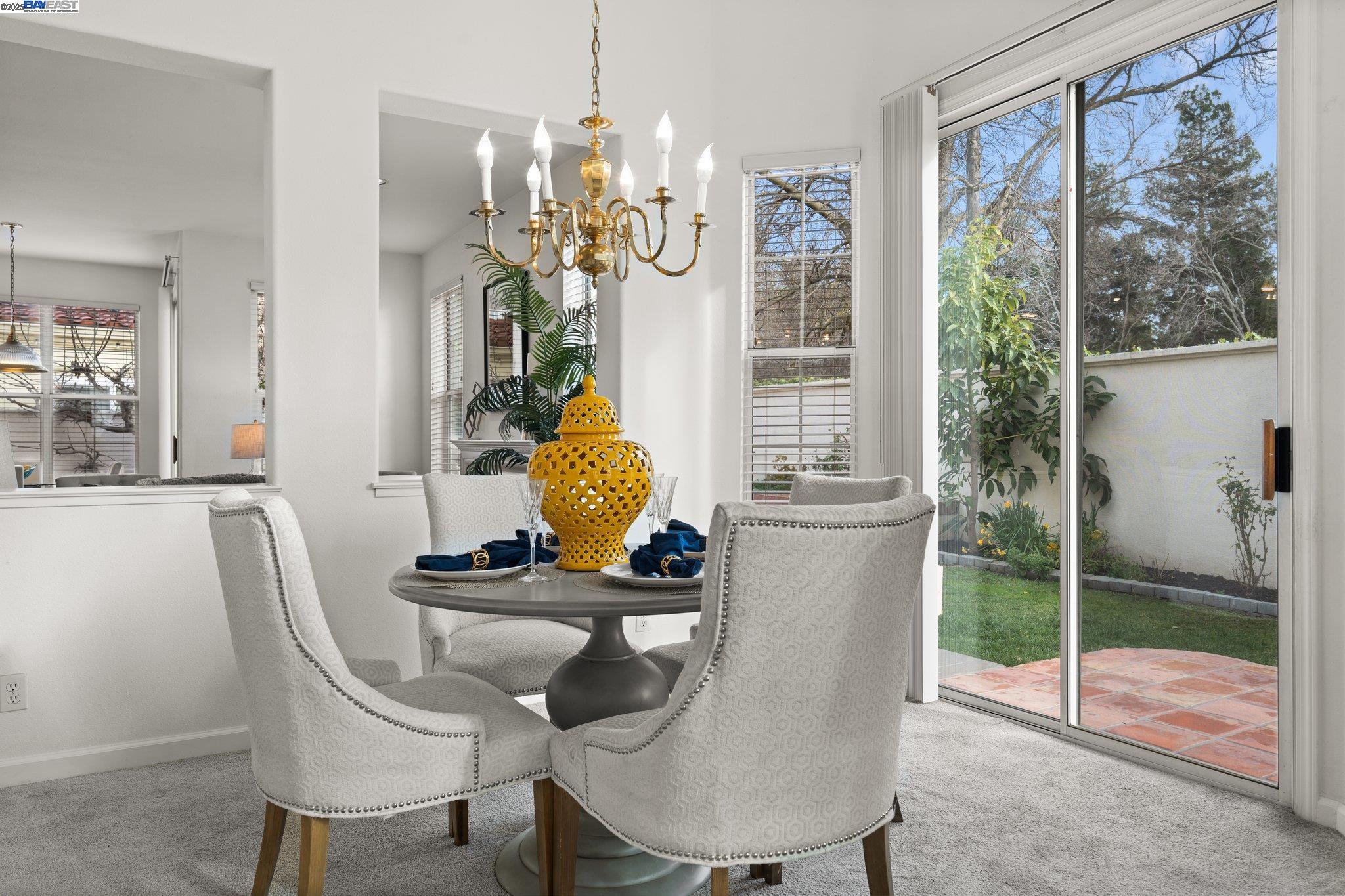 Detail Gallery Image 3 of 53 For 4380 Diavila Avenue, Pleasanton,  CA 94588 - 3 Beds | 2/1 Baths