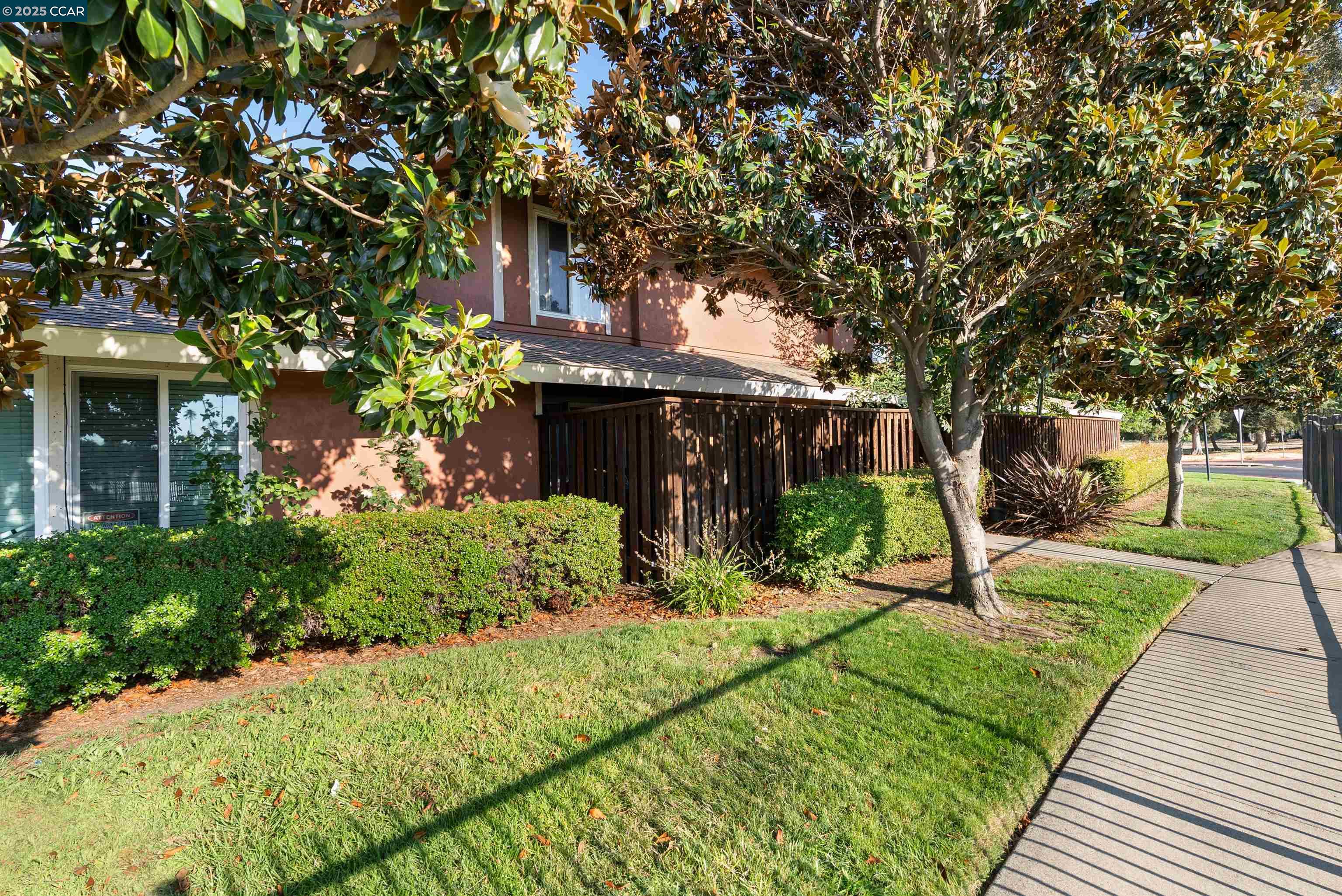 Photo #3: 41102546 Listing 