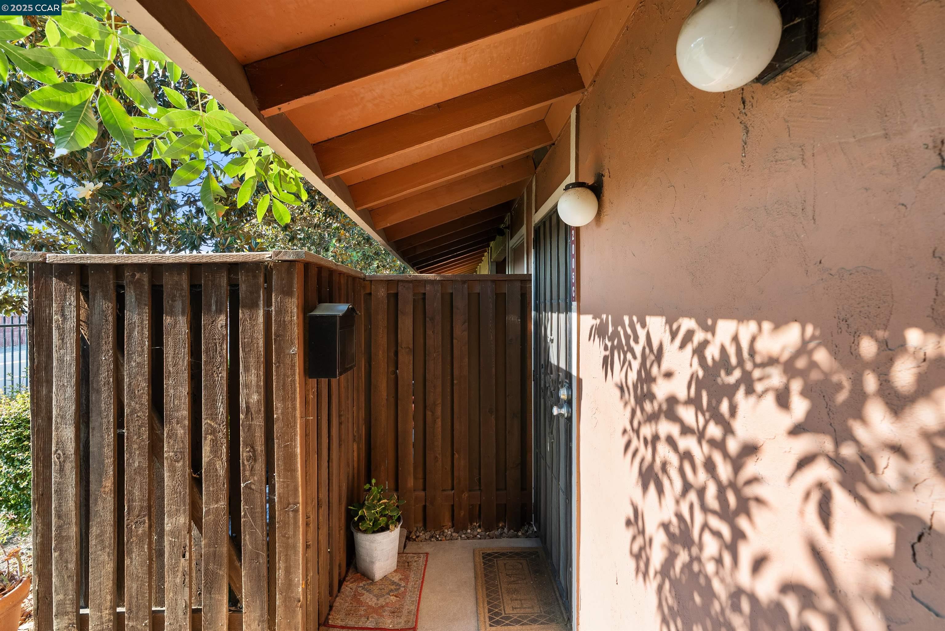 Photo #4: 41102546 Listing 