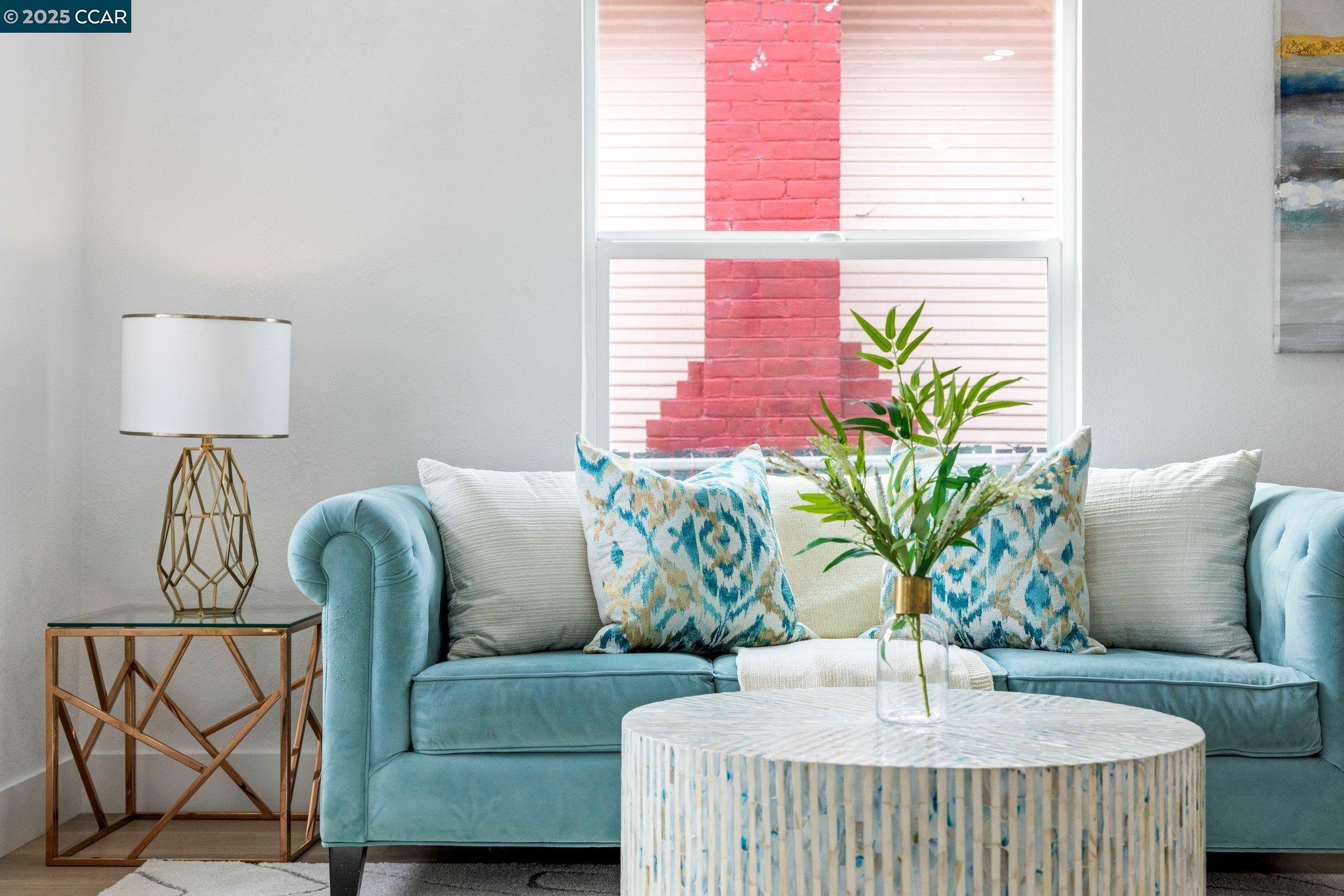 Detail Gallery Image 1 of 51 For 2133 39th Ave, Oakland,  CA 94601 - 3 Beds | 2 Baths