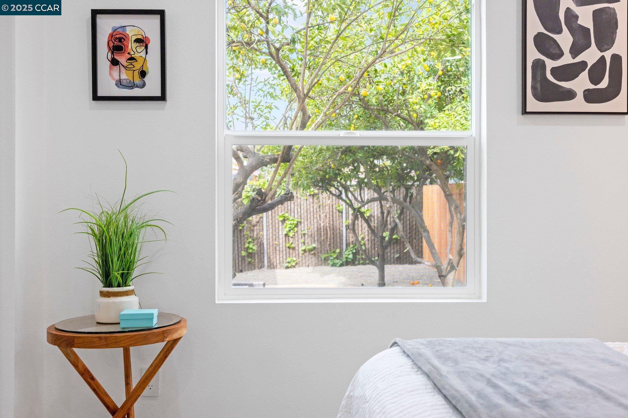 Detail Gallery Image 28 of 51 For 2133 39th Ave, Oakland,  CA 94601 - 3 Beds | 2 Baths