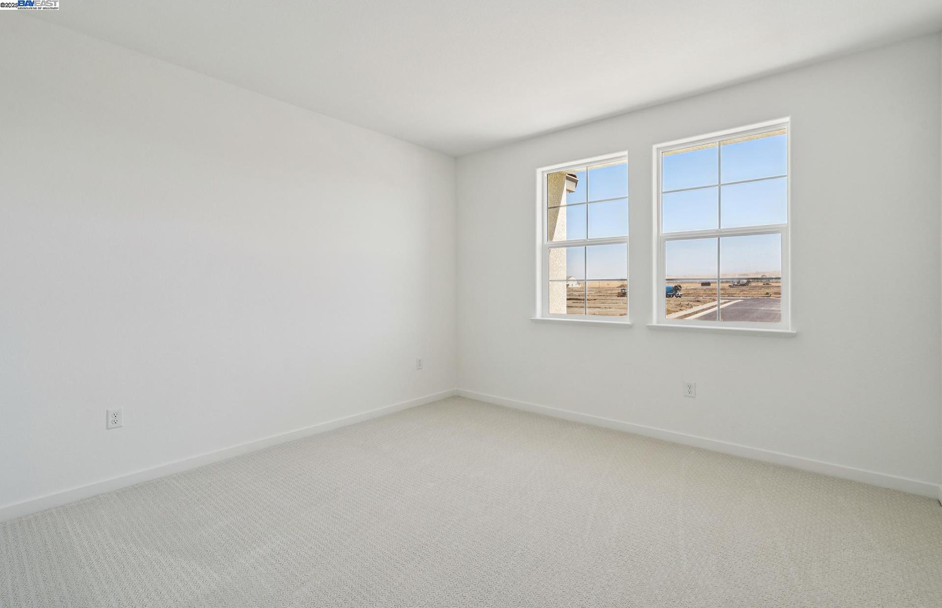 Detail Gallery Image 33 of 40 For 349 E Gobind Blvd, Mountain House,  CA 95391 - 5 Beds | 3/1 Baths