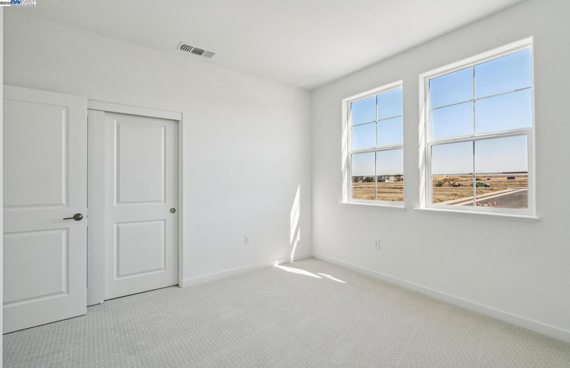 Detail Gallery Image 38 of 40 For 349 E Gobind Blvd, Mountain House,  CA 95391 - 5 Beds | 3/1 Baths