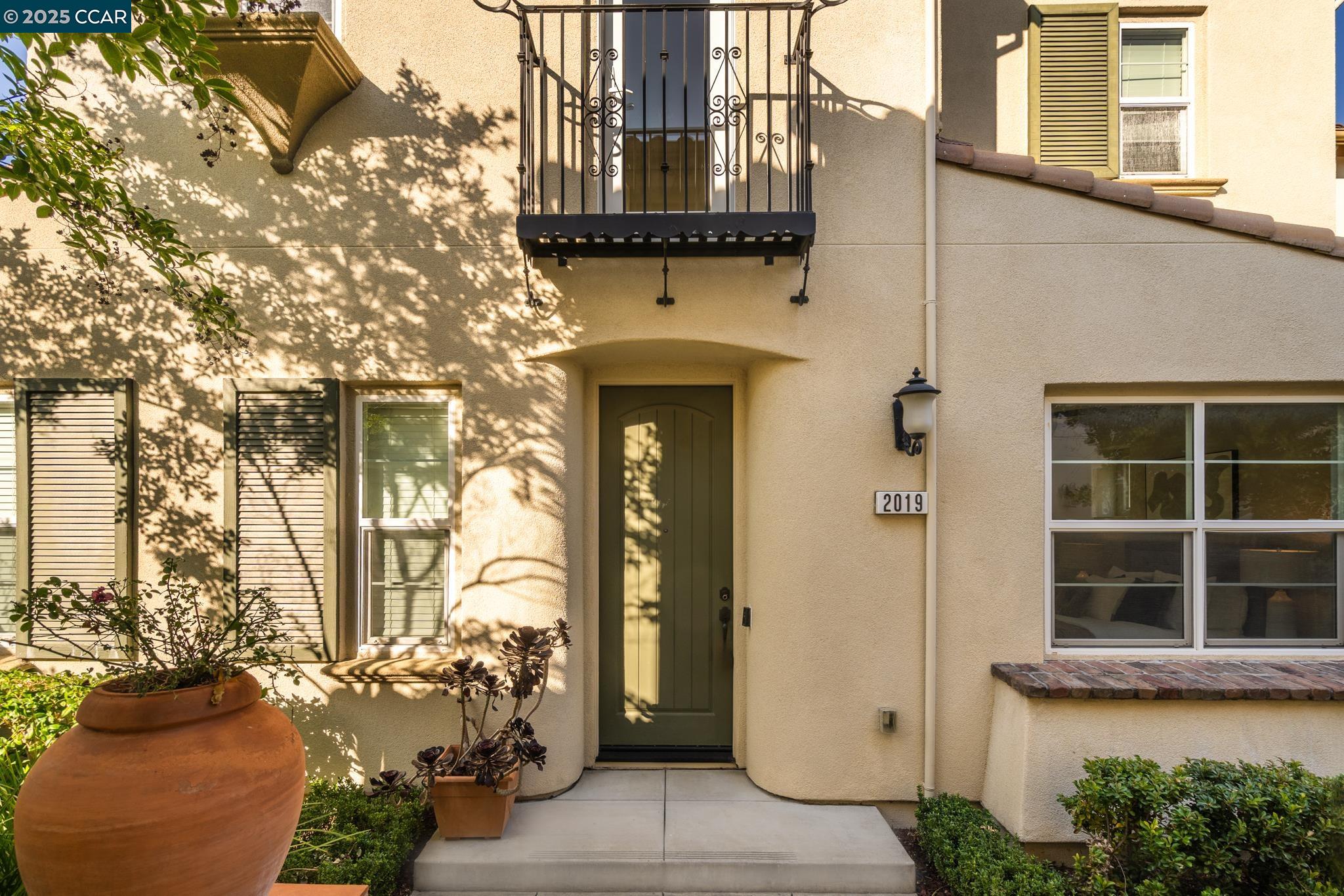 Detail Gallery Image 1 of 1 For 2019 Tarragon Rose Ct, San Ramon,  CA 94582 - 4 Beds | 3 Baths