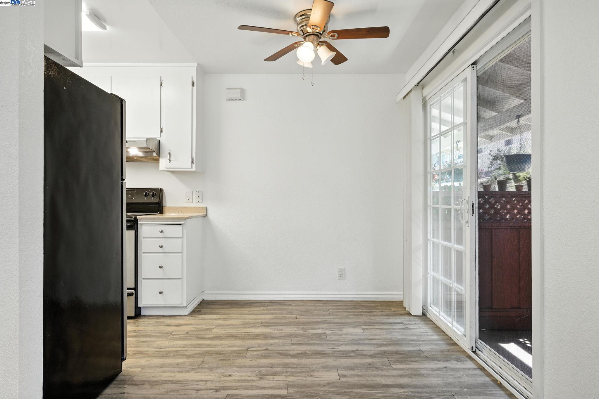Photo #10: 41102558 Listing: Photo #10