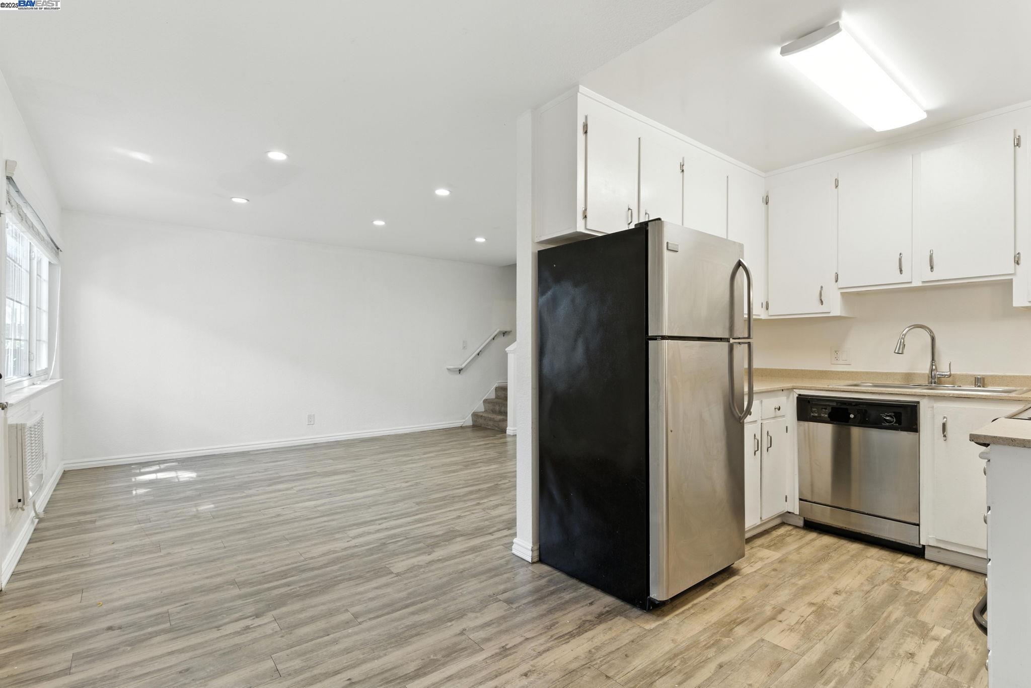 Photo #12: 41102558 Listing: Photo #12