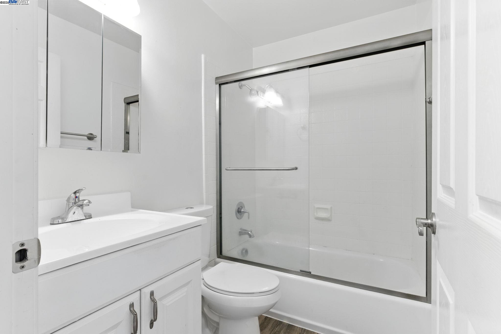 Photo #21: 41102558 Listing: Photo #21