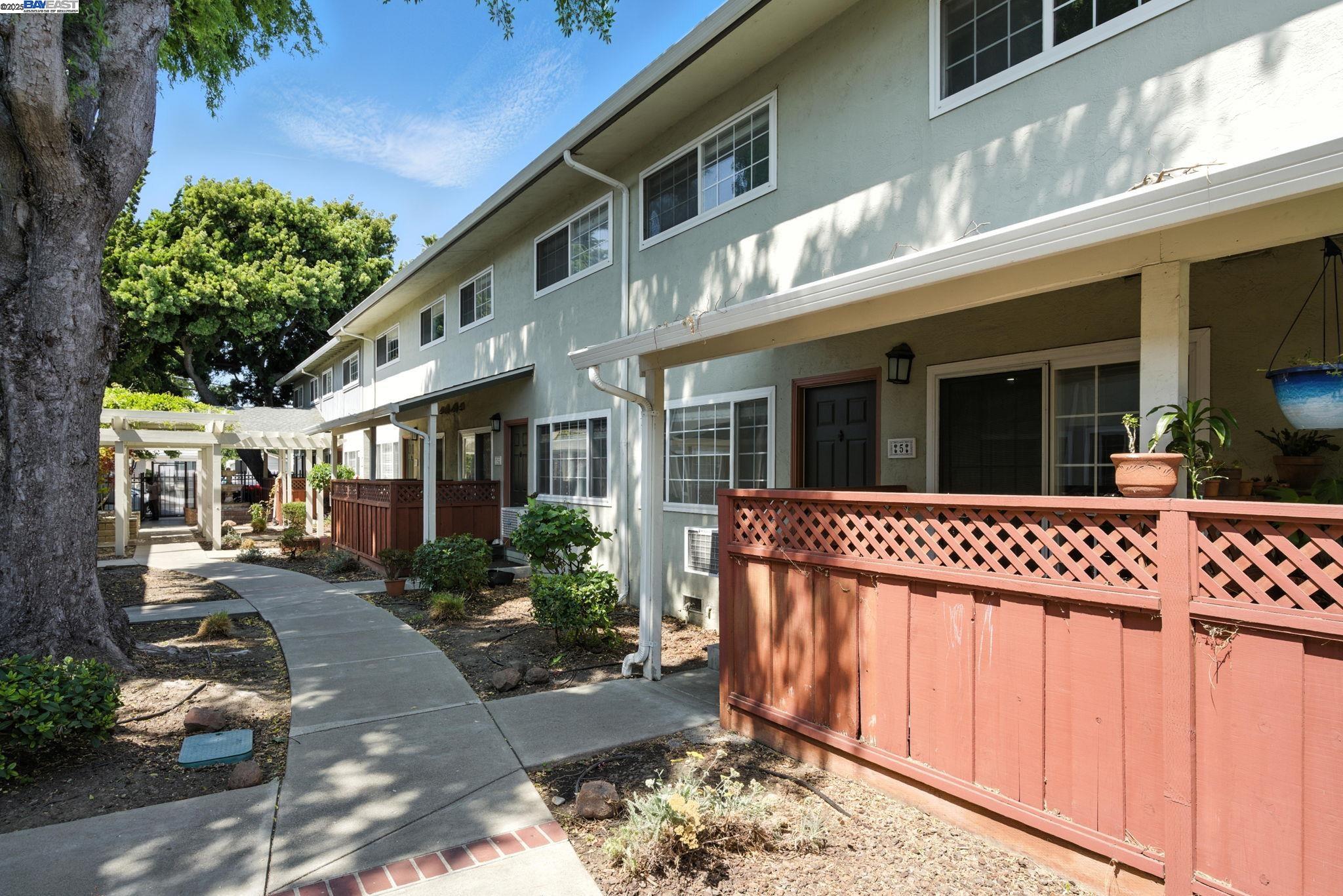 Photo #4: 41102558 Listing 
