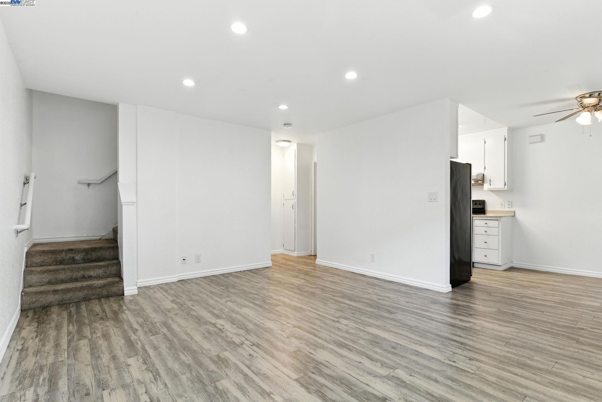 Photo #7: 41102558 Listing: Photo #7