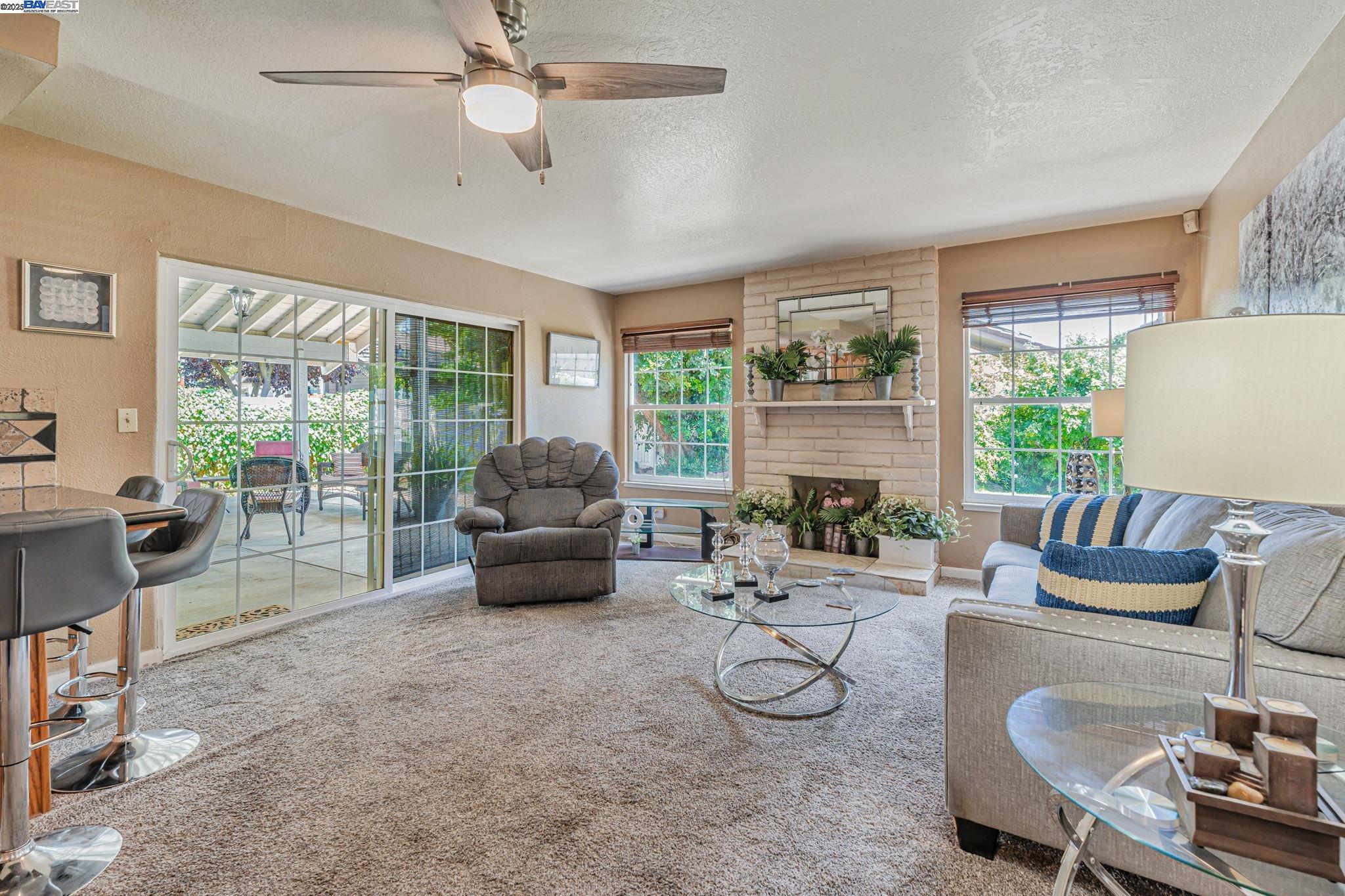 Detail Gallery Image 18 of 44 For 2117 Lido Cir, Stockton,  CA 95207 - 3 Beds | 2 Baths