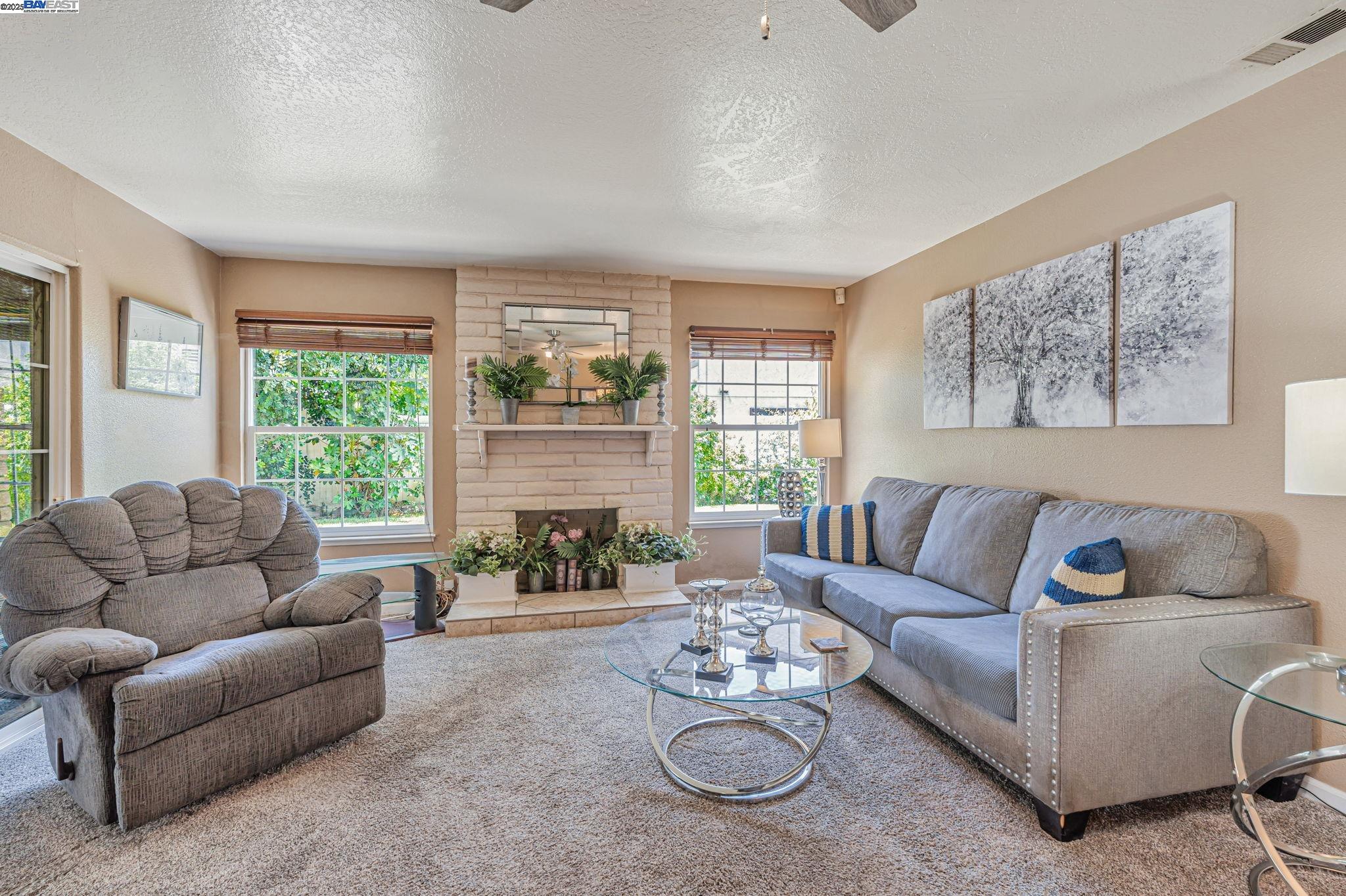 Detail Gallery Image 19 of 44 For 2117 Lido Cir, Stockton,  CA 95207 - 3 Beds | 2 Baths