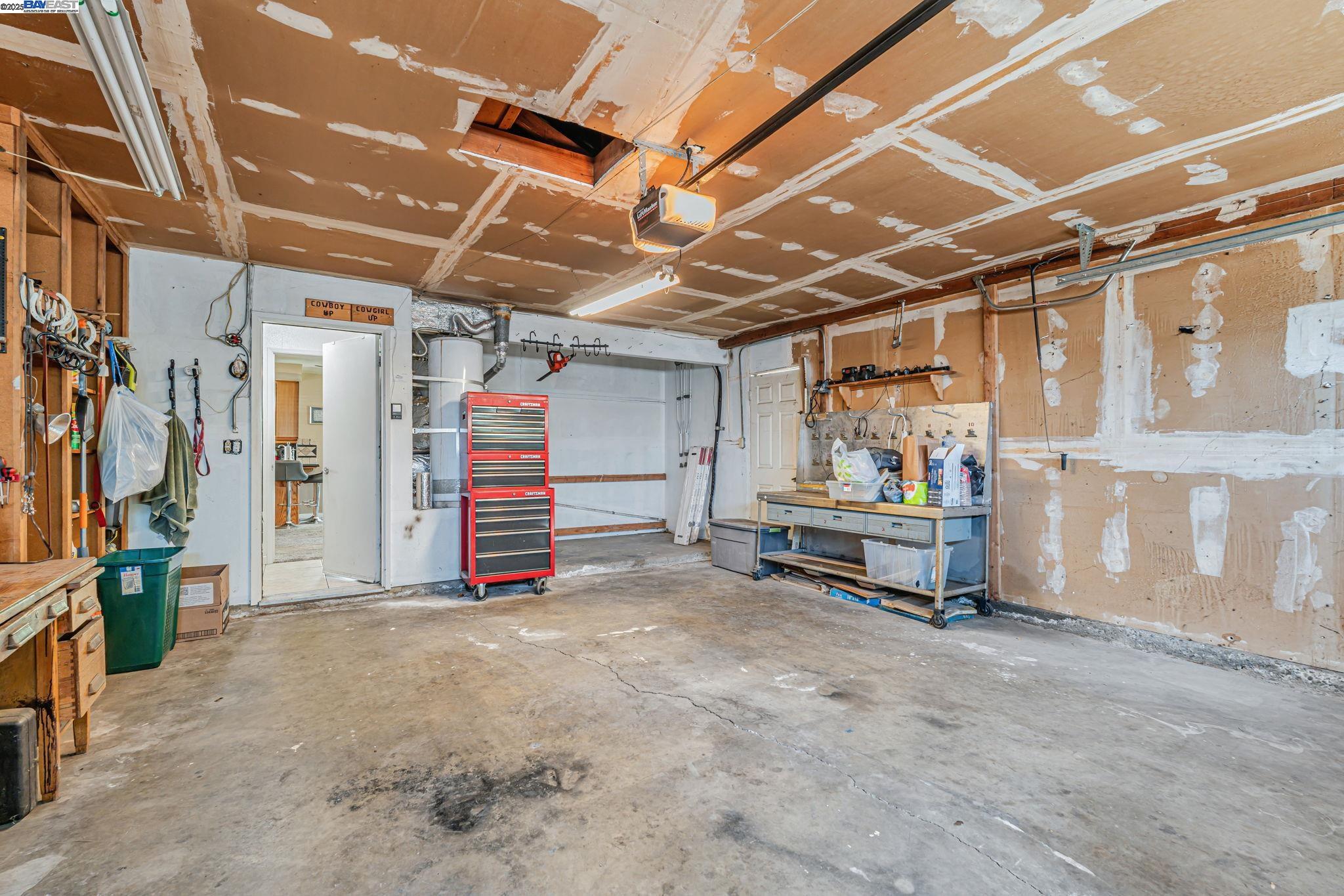 Detail Gallery Image 39 of 44 For 2117 Lido Cir, Stockton,  CA 95207 - 3 Beds | 2 Baths