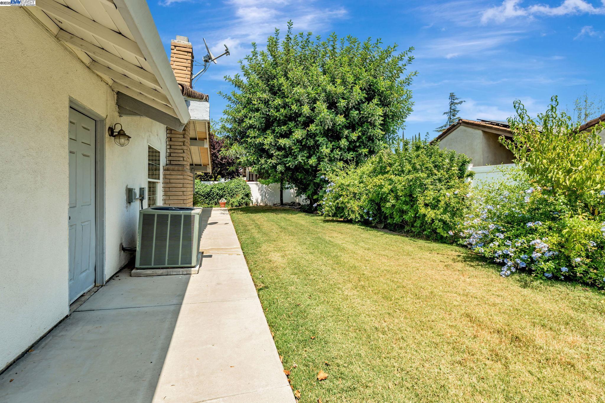 Detail Gallery Image 43 of 44 For 2117 Lido Cir, Stockton,  CA 95207 - 3 Beds | 2 Baths