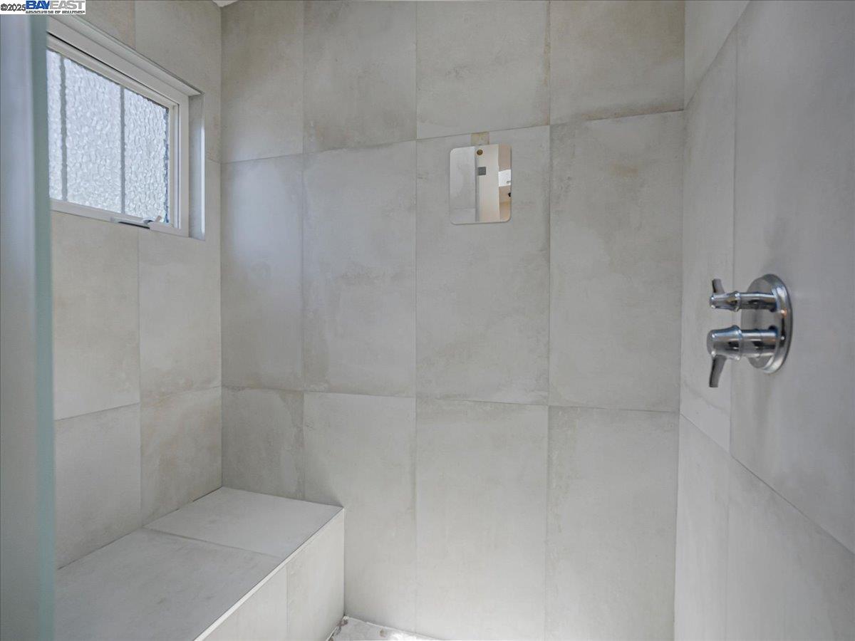Detail Gallery Image 17 of 28 For 910 Willowshire Way, San Jose,  CA 95125 - 4 Beds | 2/1 Baths