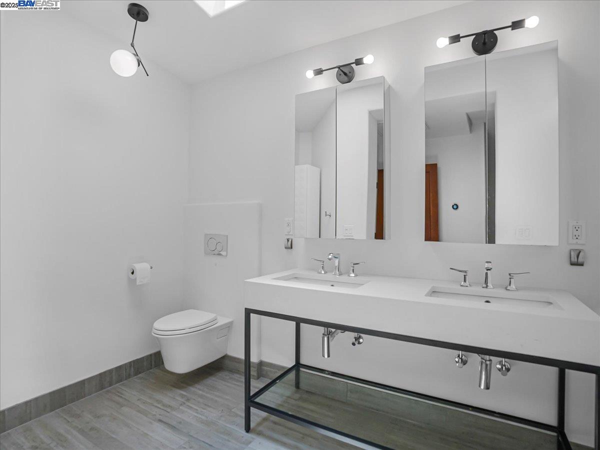 Detail Gallery Image 19 of 28 For 910 Willowshire Way, San Jose,  CA 95125 - 4 Beds | 2/1 Baths