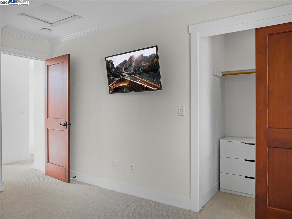 Detail Gallery Image 24 of 31 For 910 Willowshire Way, San Jose,  CA 95125 - 4 Beds | 2/1 Baths
