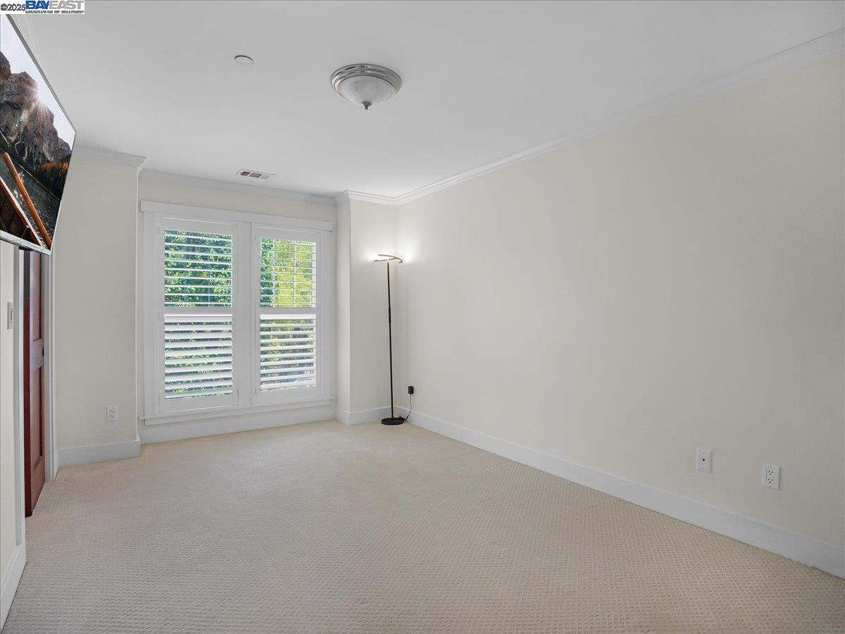 Detail Gallery Image 25 of 31 For 910 Willowshire Way, San Jose,  CA 95125 - 4 Beds | 2/1 Baths