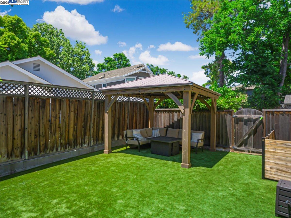 Detail Gallery Image 28 of 28 For 910 Willowshire Way, San Jose,  CA 95125 - 4 Beds | 2/1 Baths