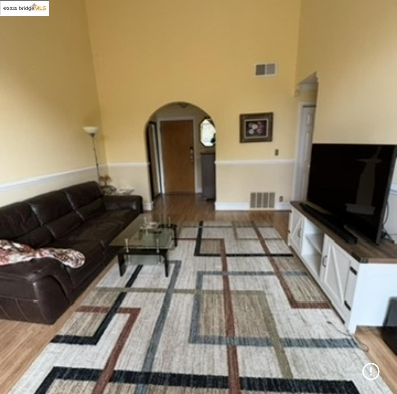 Photo #11: 41102562 Listing: Photo #11