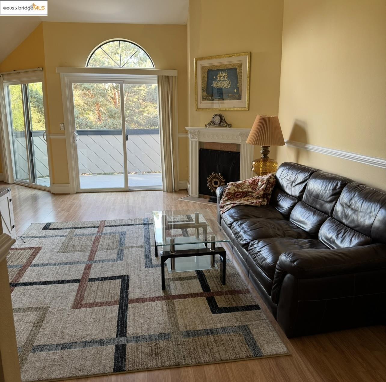 Detail Gallery Image 4 of 13 For 25930 Kay Ave #308,  Hayward,  CA 94545 - 2 Beds | 2 Baths