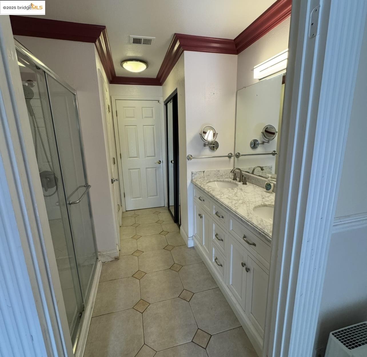 Photo #5: 41102562 Listing 