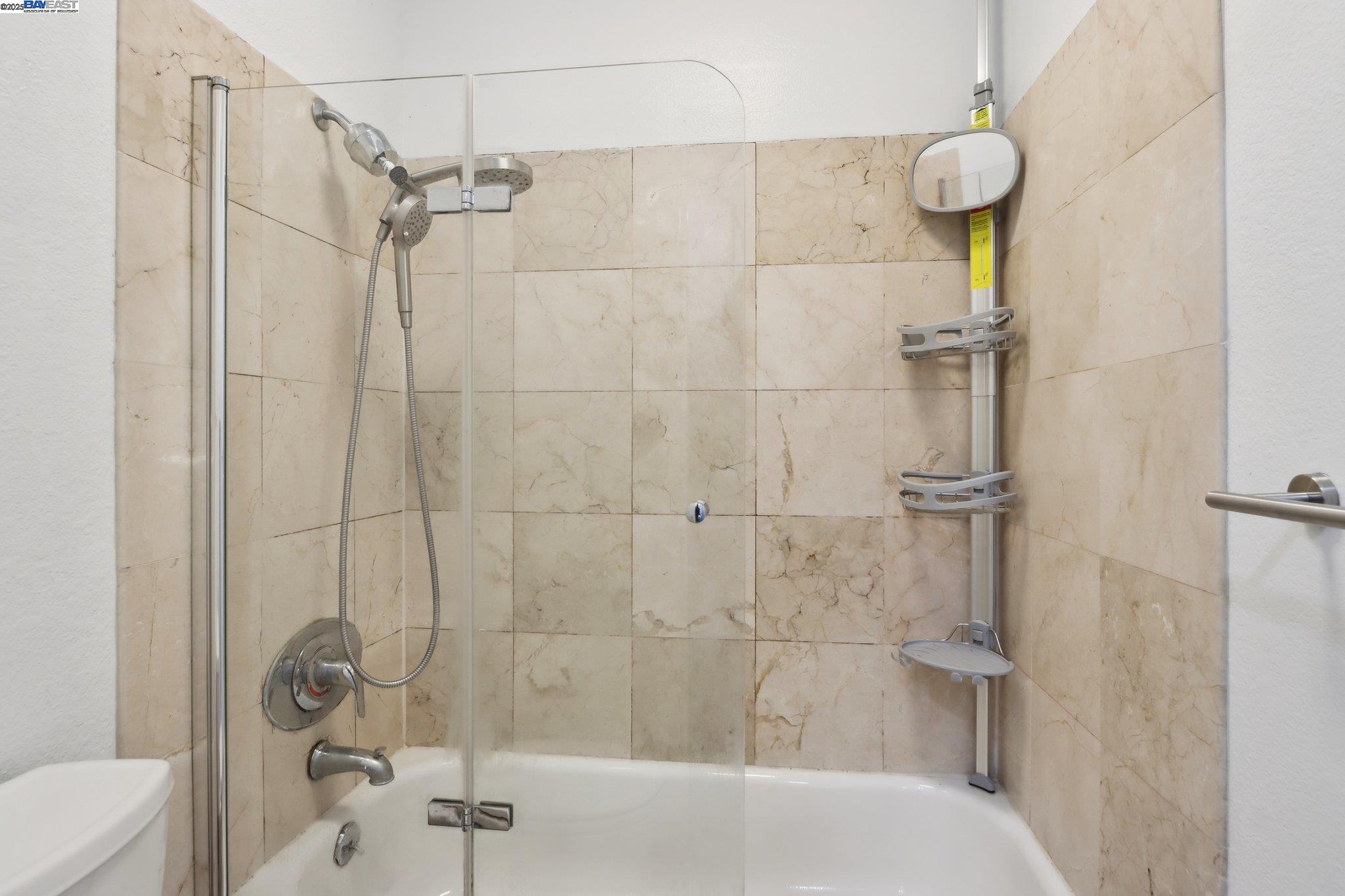 Photo #12: 41102565 Listing: Photo #12