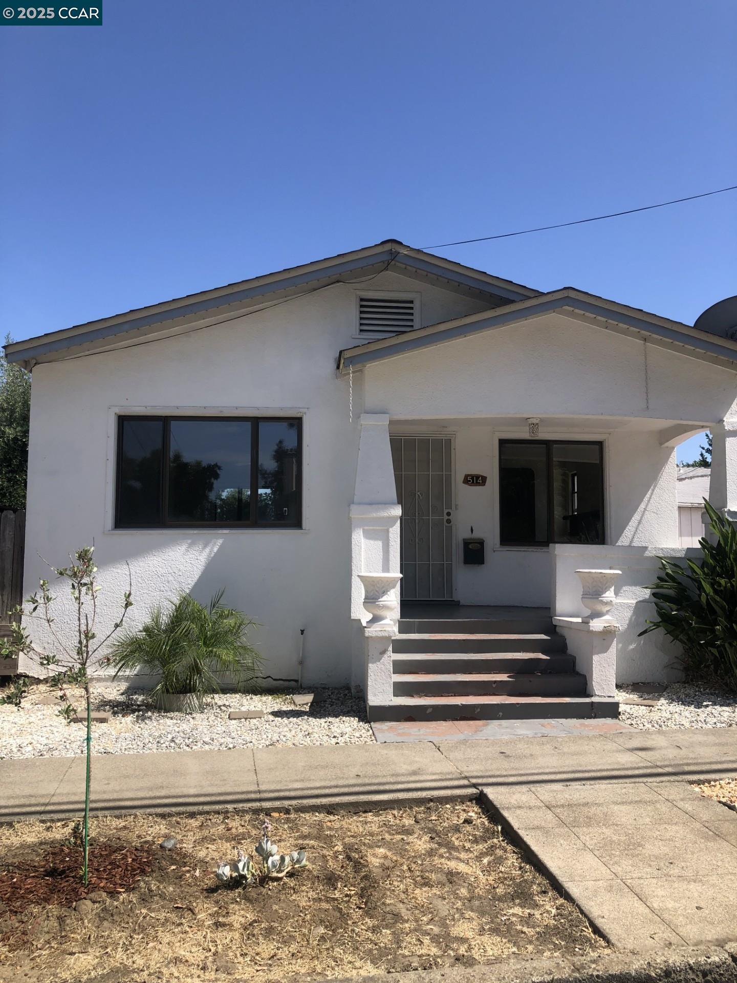 Detail Gallery Image 1 of 1 For 514 Soto Street, Martinez,  CA 94553-2638 - 2 Beds | 1 Baths