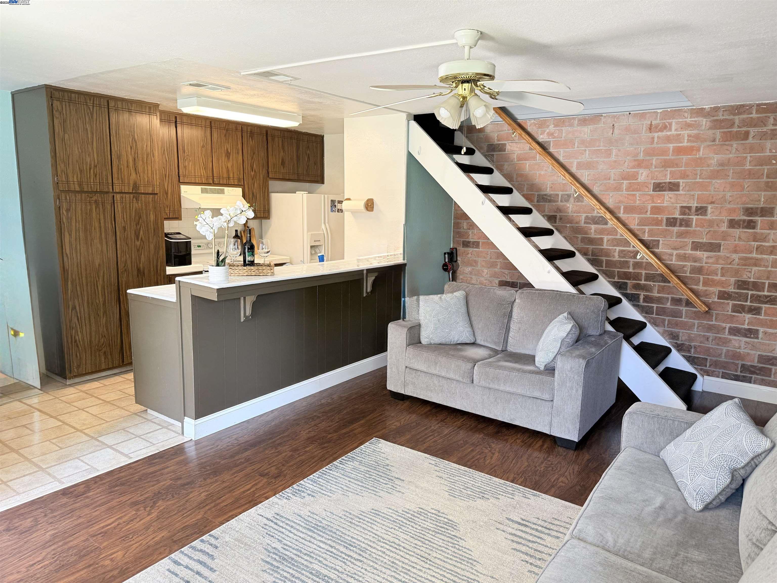 Photo #3: 41102570 Listing 