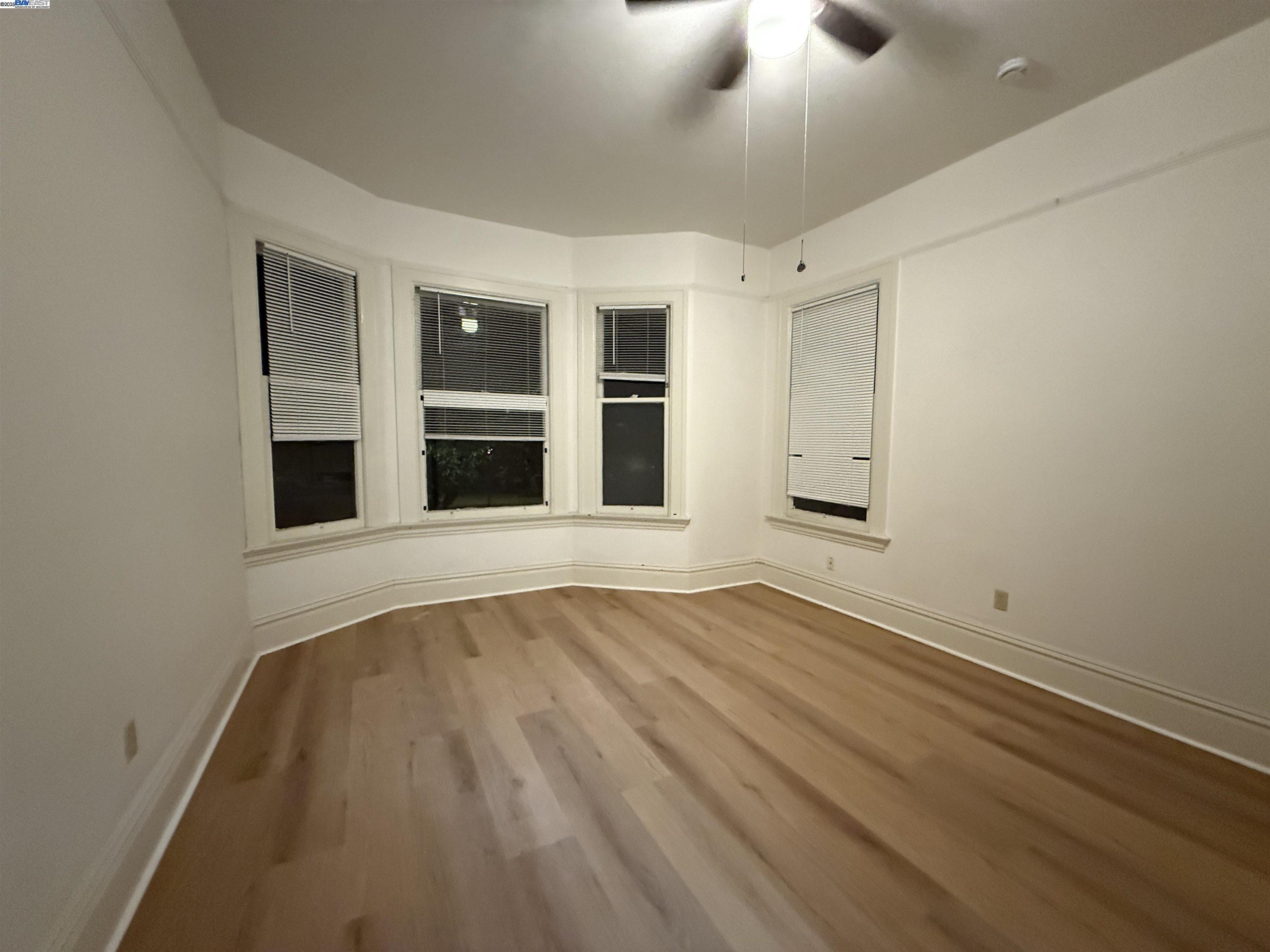 1173 Park Ave # C, Alameda, California 94501, 2 Bedrooms Bedrooms, 3 Rooms Rooms,1 BathroomBathrooms,Residential Lease,For Rent,1173 Park Ave # C,41102572