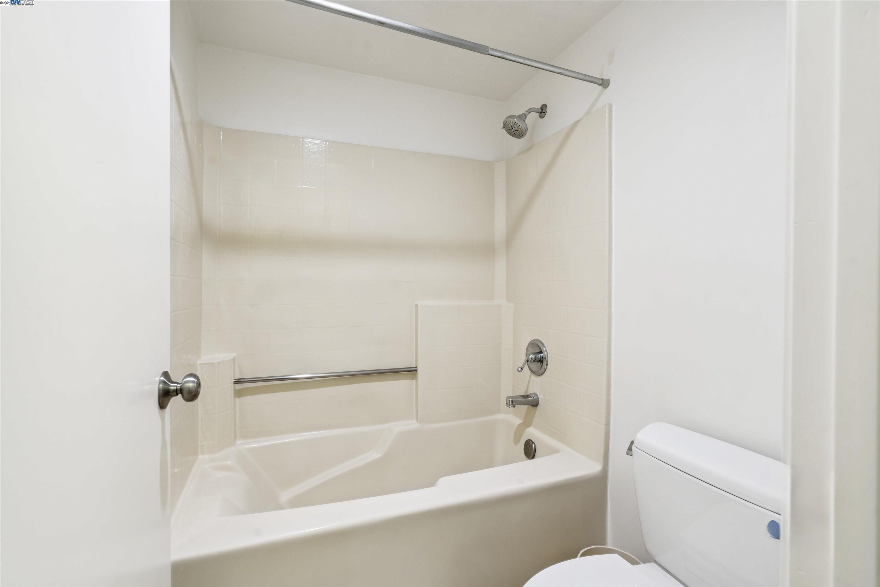 Photo #25: 41102577 Listing: Photo #25