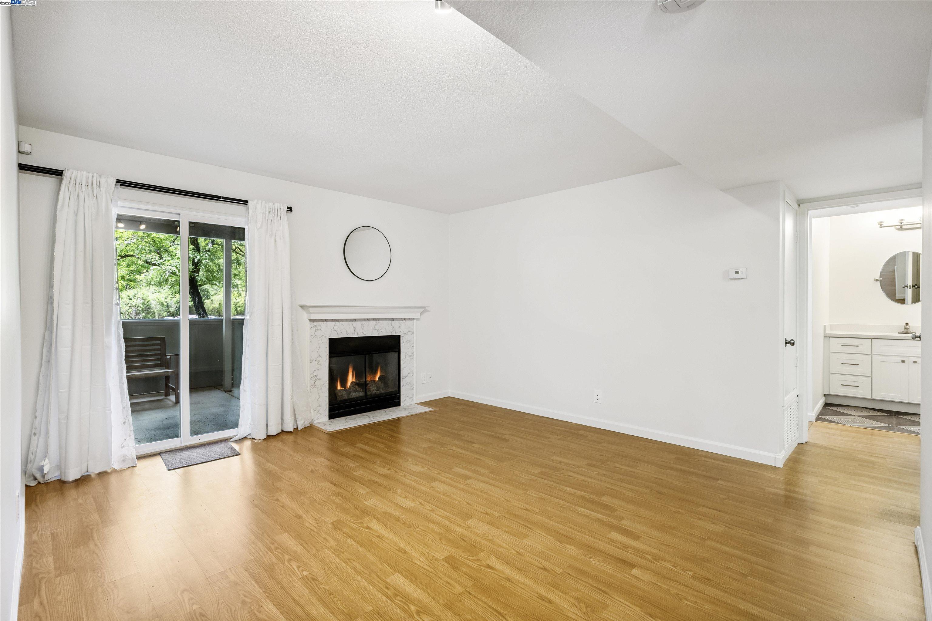 Photo #5: 41102577 Listing 