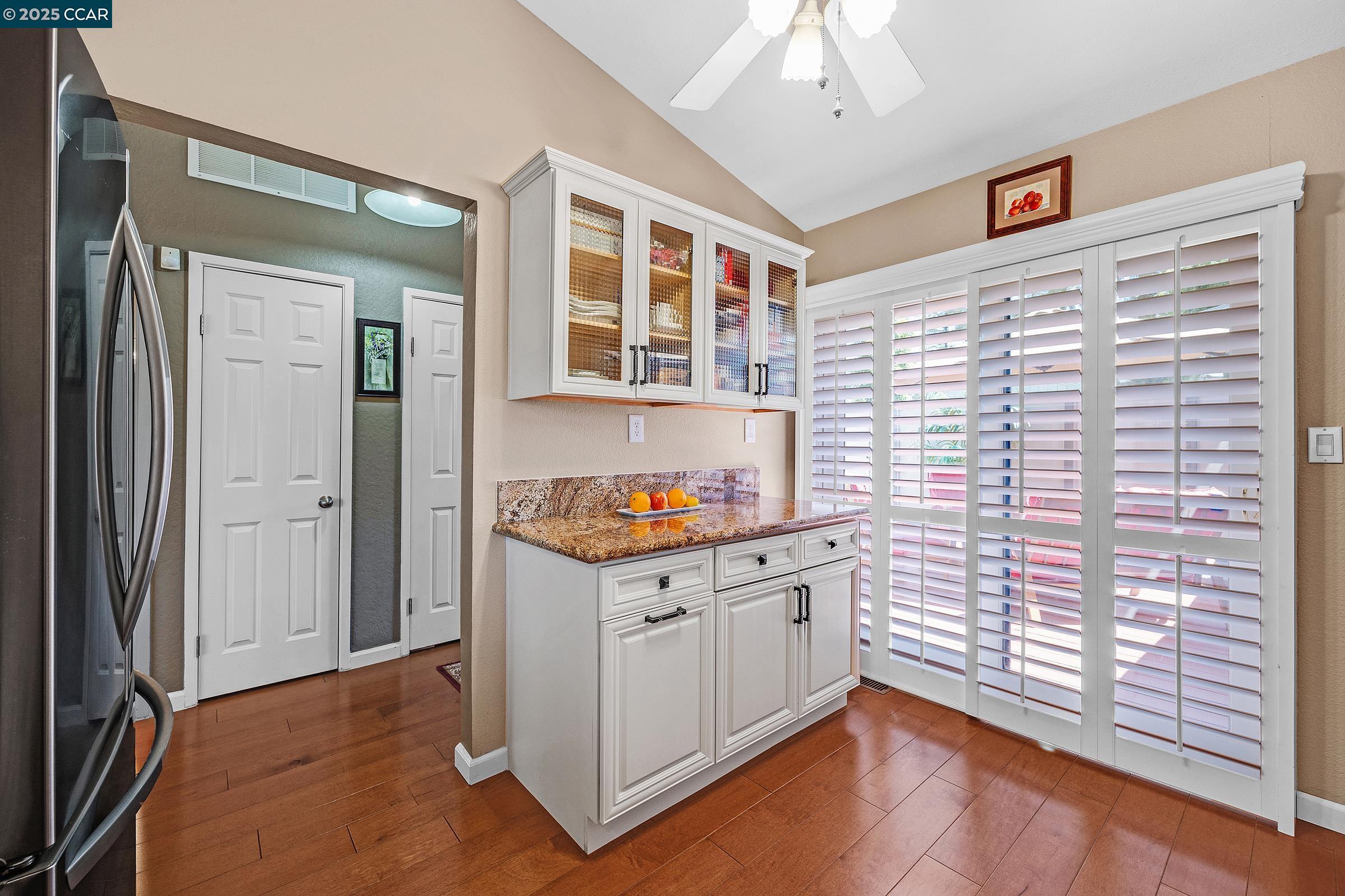 Photo #11: 41102579 Listing: Photo #11