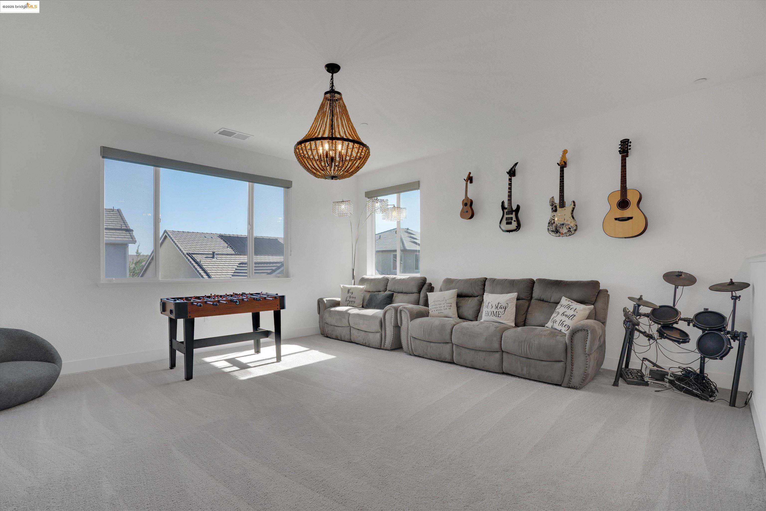 Detail Gallery Image 19 of 36 For 2281 Garden Farms Ave, Lathrop,  CA 95330 - 6 Beds | 4/1 Baths