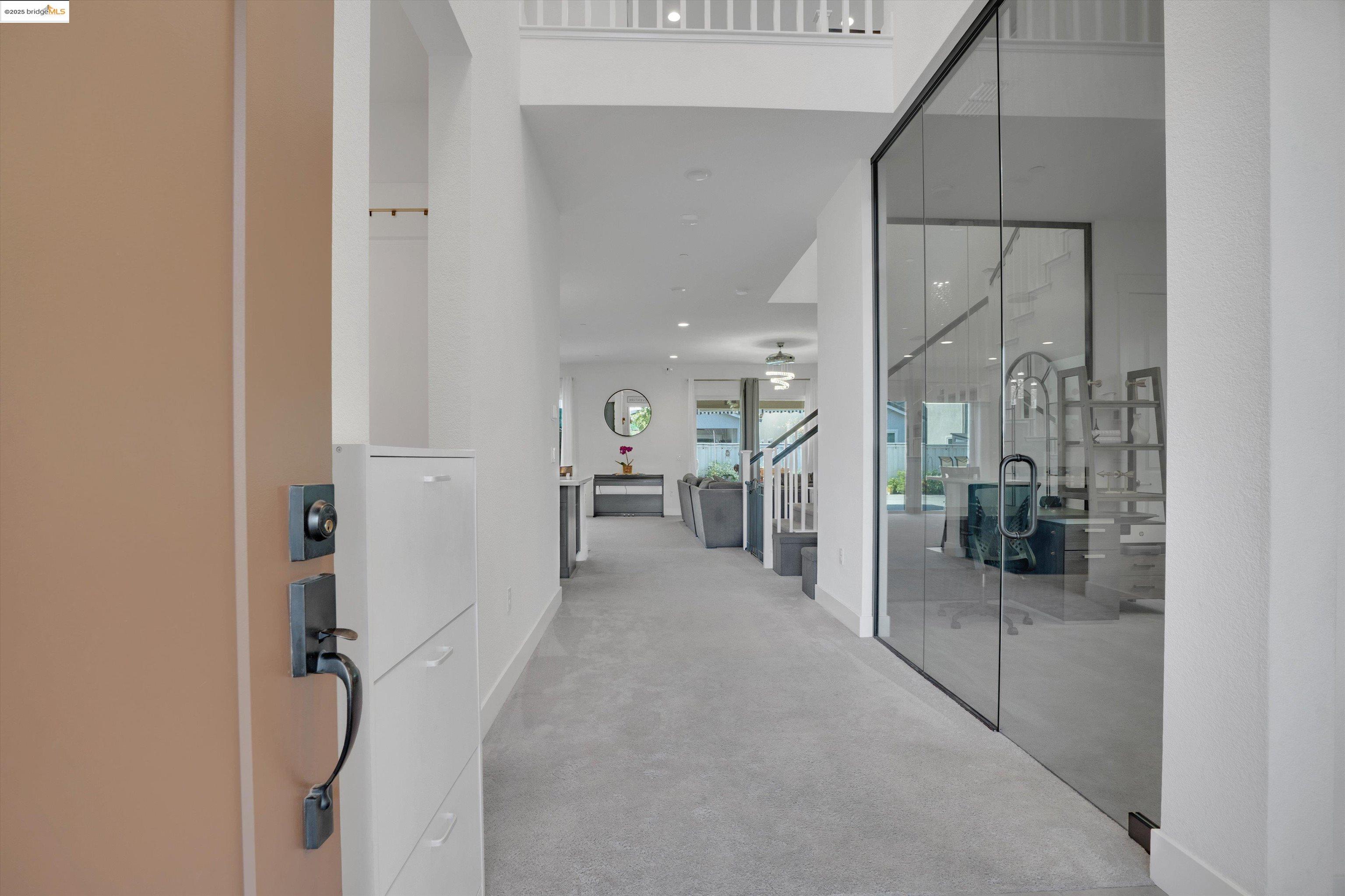 Detail Gallery Image 3 of 36 For 2281 Garden Farms Ave, Lathrop,  CA 95330 - 6 Beds | 4/1 Baths