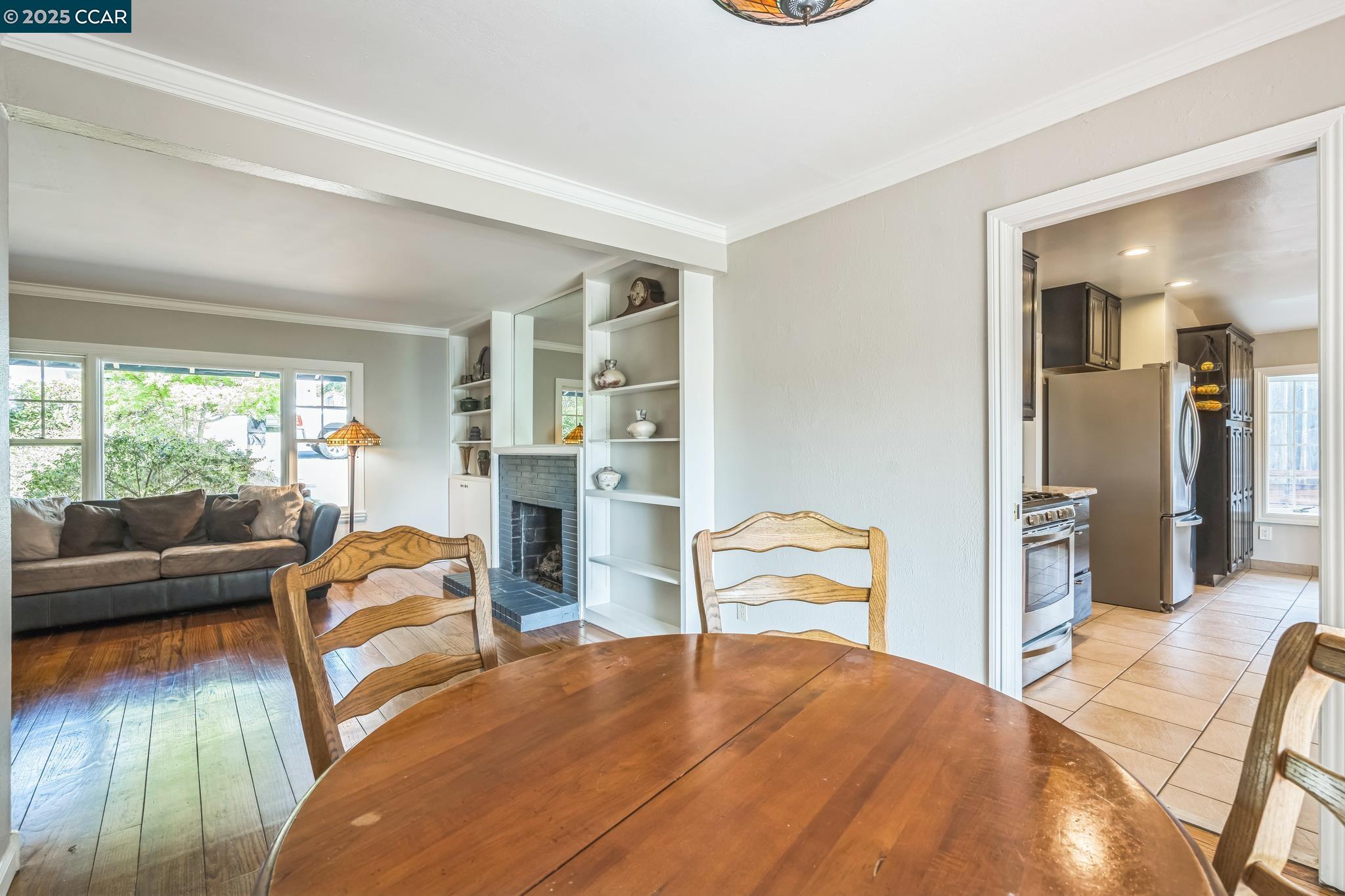 Detail Gallery Image 13 of 42 For 448 Cumberland Dr, Pleasant Hill,  CA 94523 - 3 Beds | 2 Baths