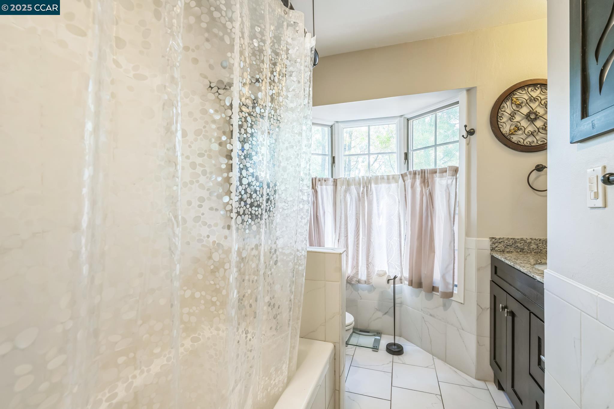 Detail Gallery Image 23 of 42 For 448 Cumberland Dr, Pleasant Hill,  CA 94523 - 3 Beds | 2 Baths