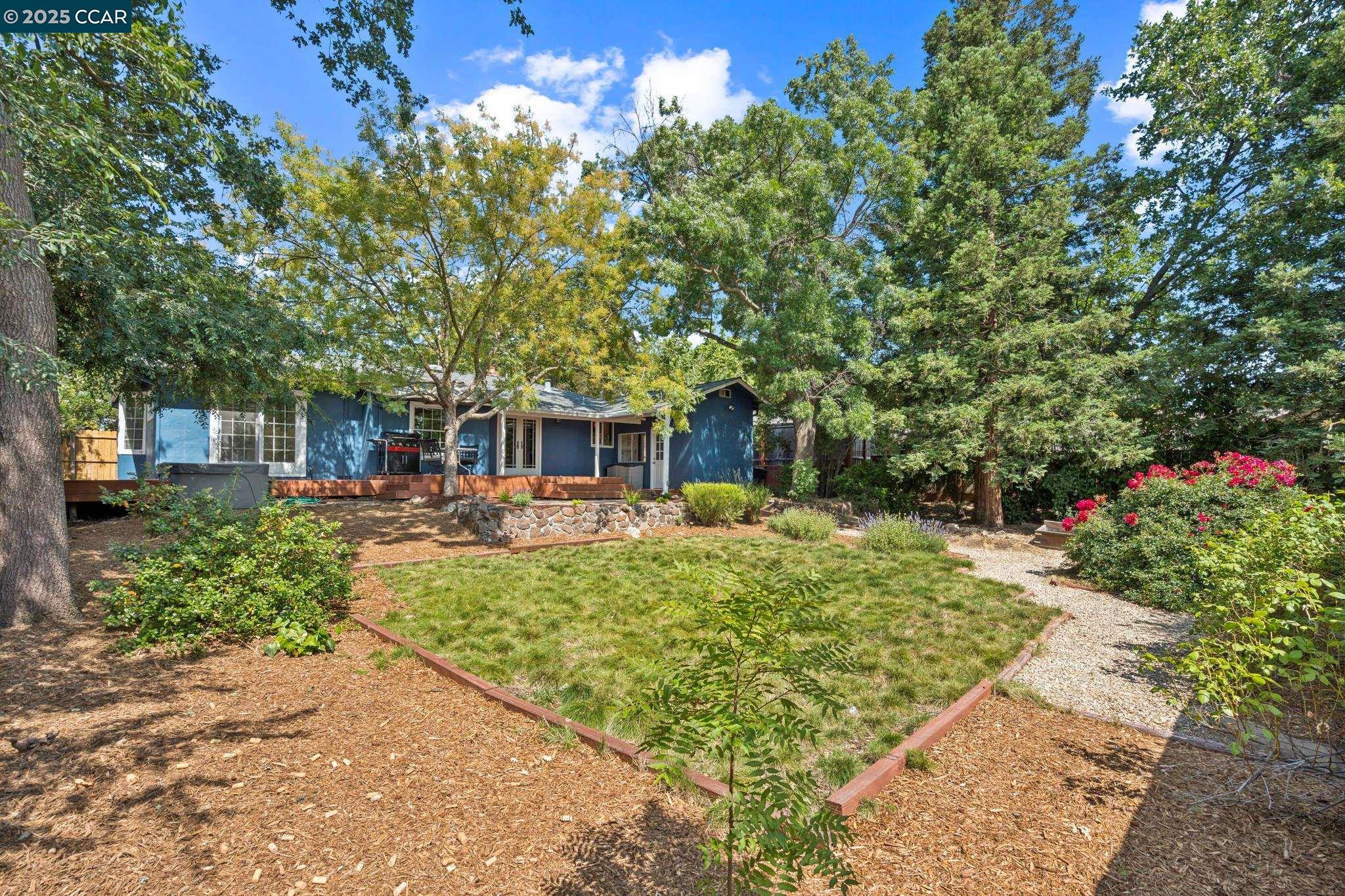 Detail Gallery Image 29 of 42 For 448 Cumberland Dr, Pleasant Hill,  CA 94523 - 3 Beds | 2 Baths