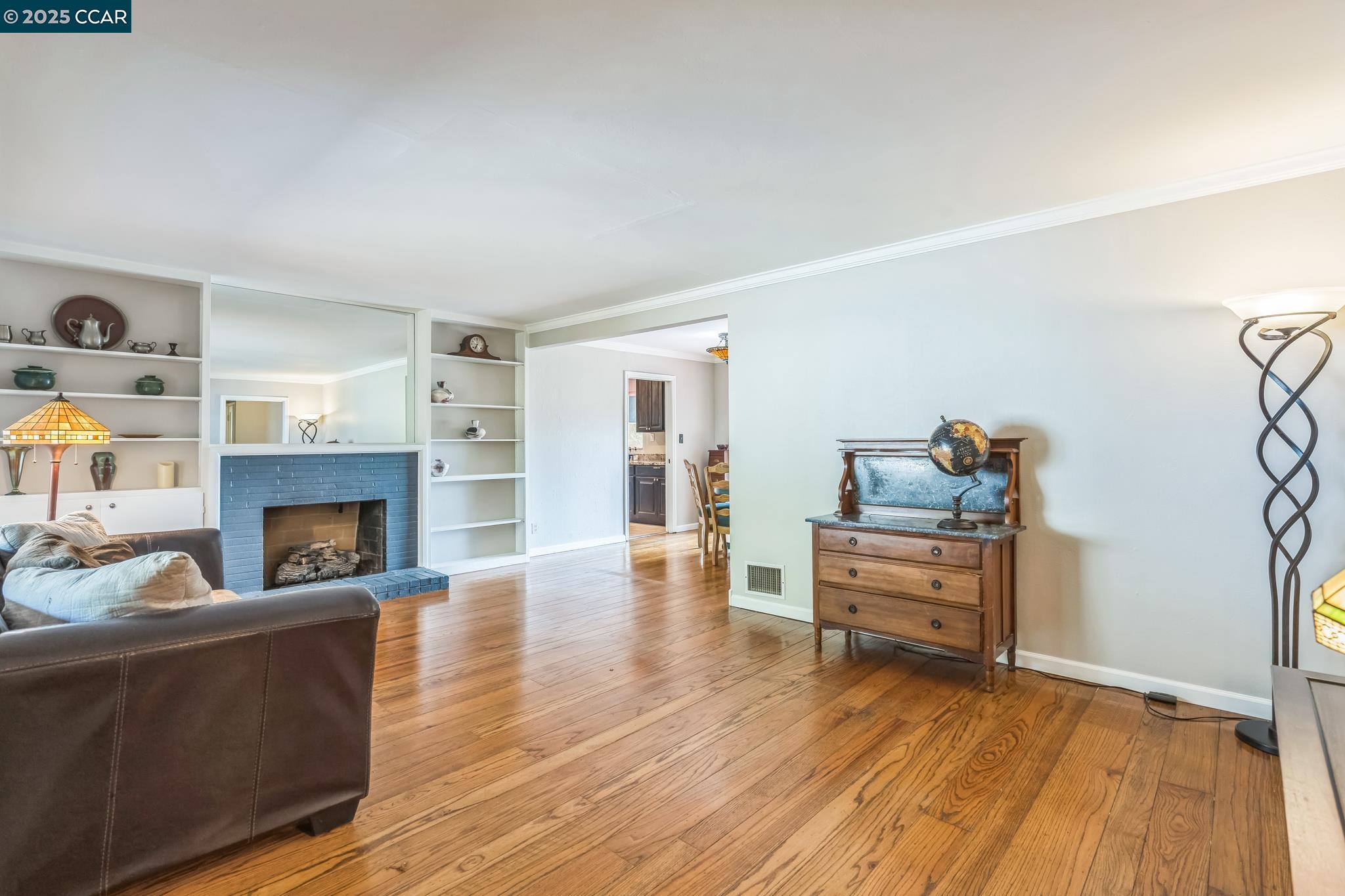 Detail Gallery Image 5 of 42 For 448 Cumberland Dr, Pleasant Hill,  CA 94523 - 3 Beds | 2 Baths