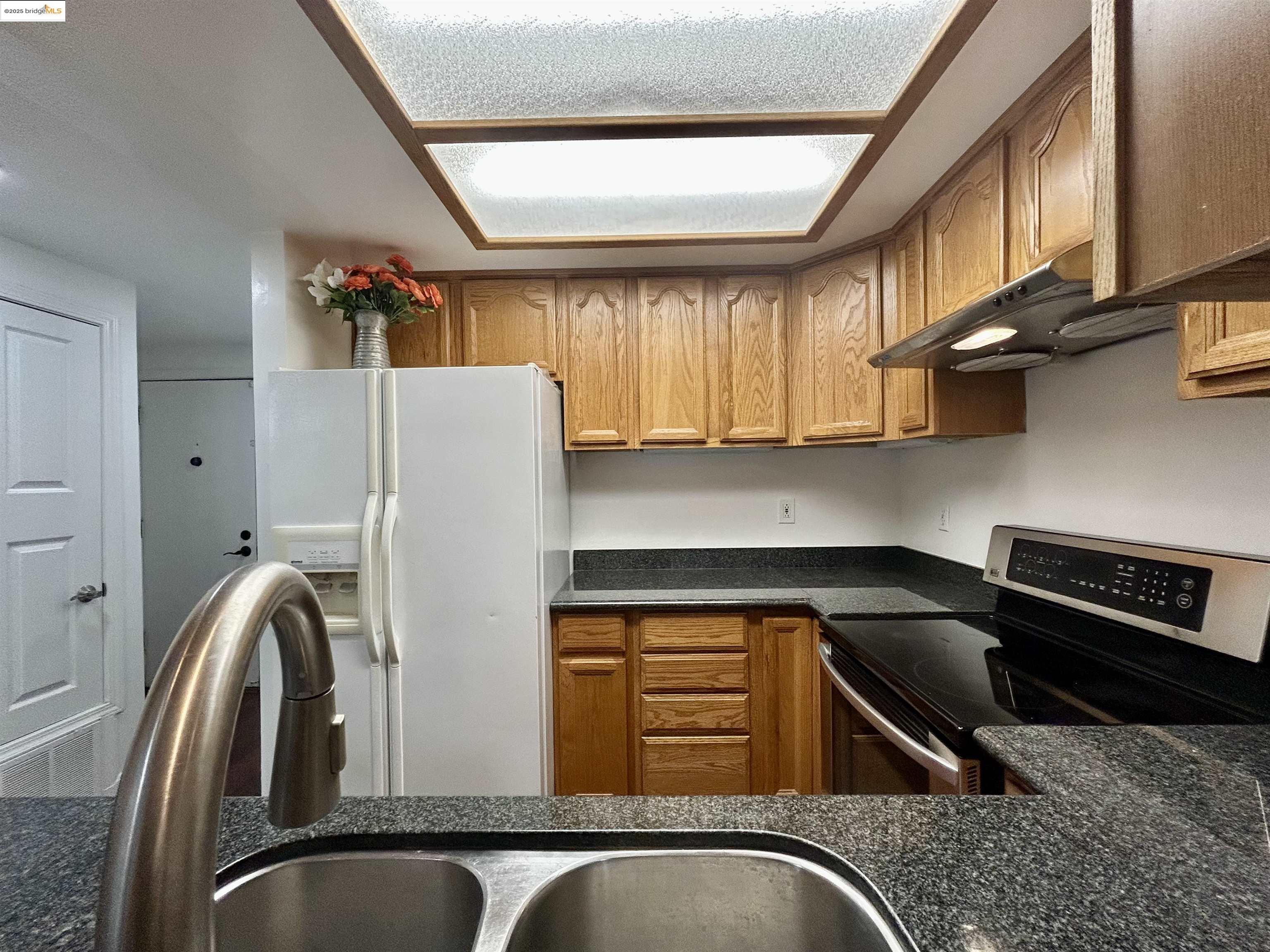 Photo #10: 41102583 Listing: Photo #10