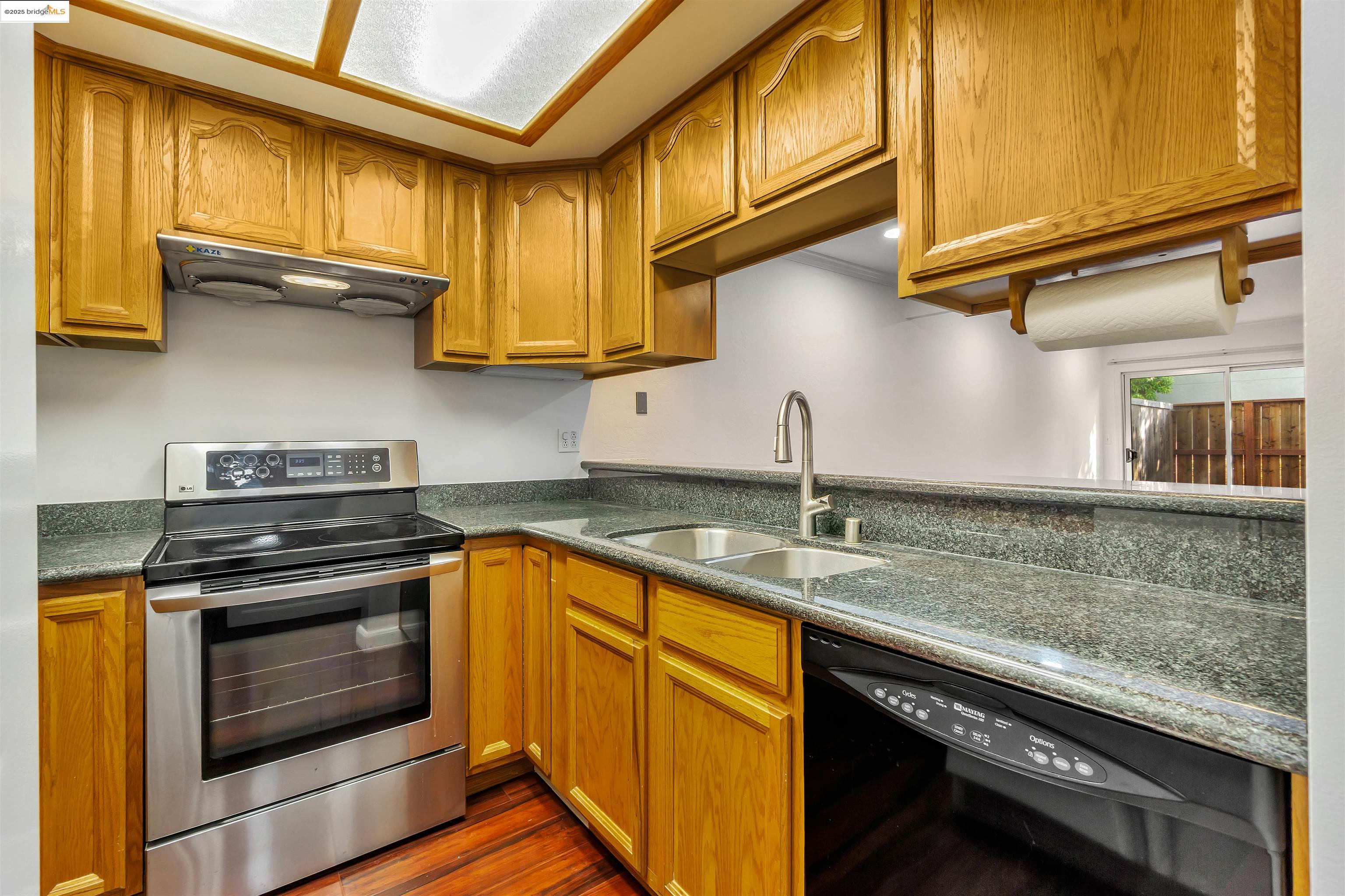 Photo #11: 41102583 Listing: Photo #11