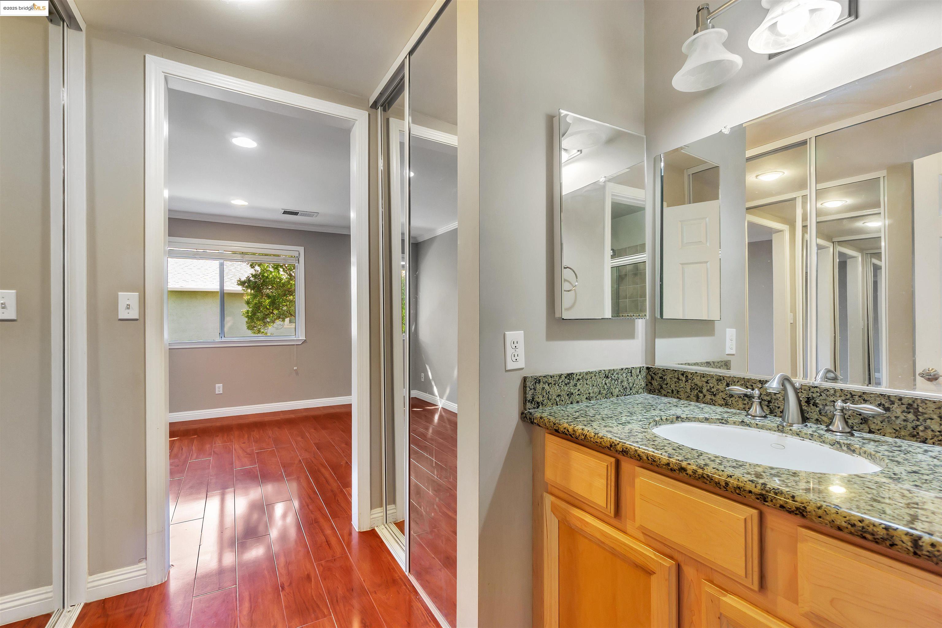 Photo #24: 41102583 Listing: Photo #24