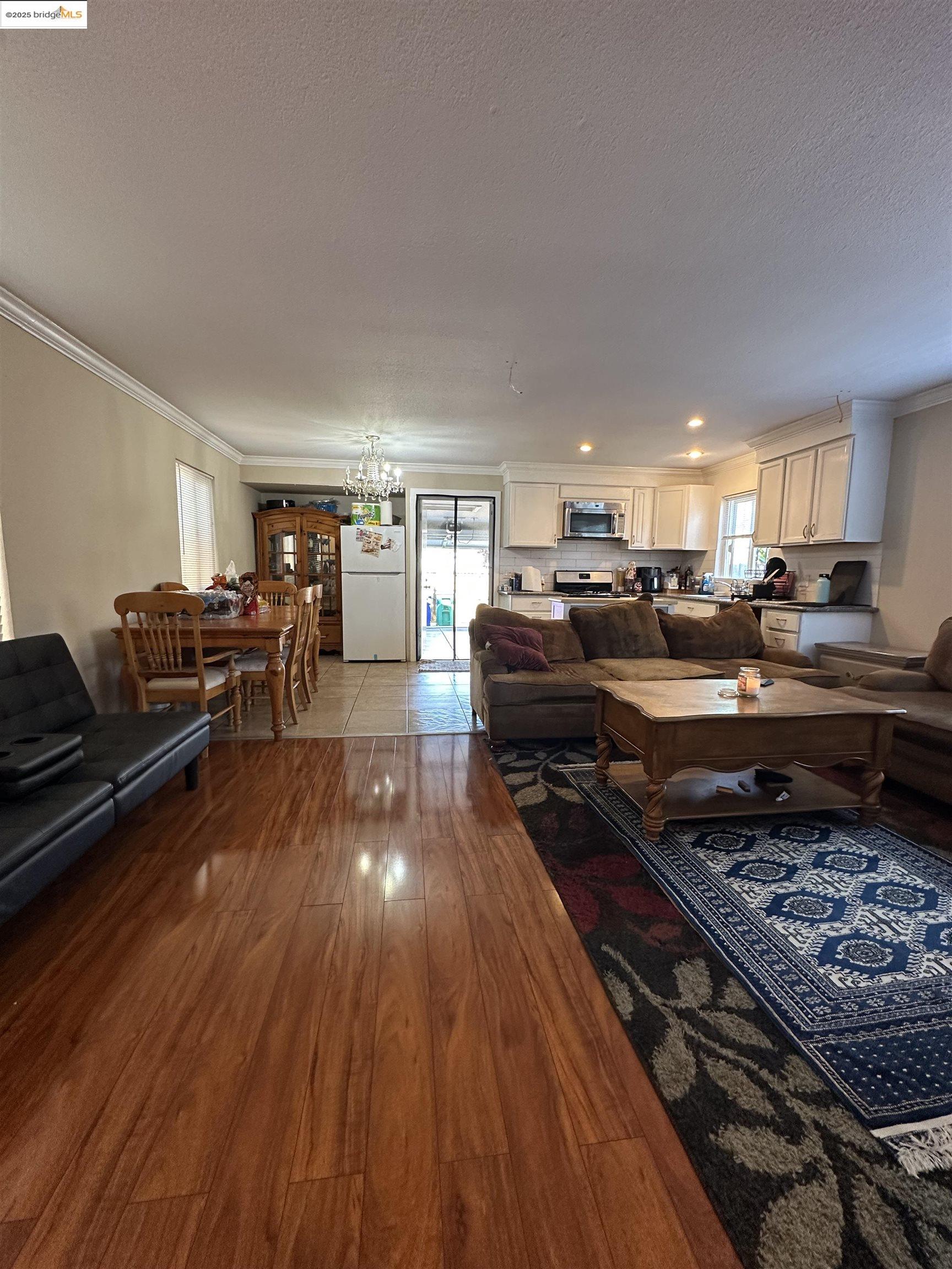 Detail Gallery Image 14 of 39 For 119 3rd St, Richmond,  CA 94801 - 4 Beds | 2 Baths