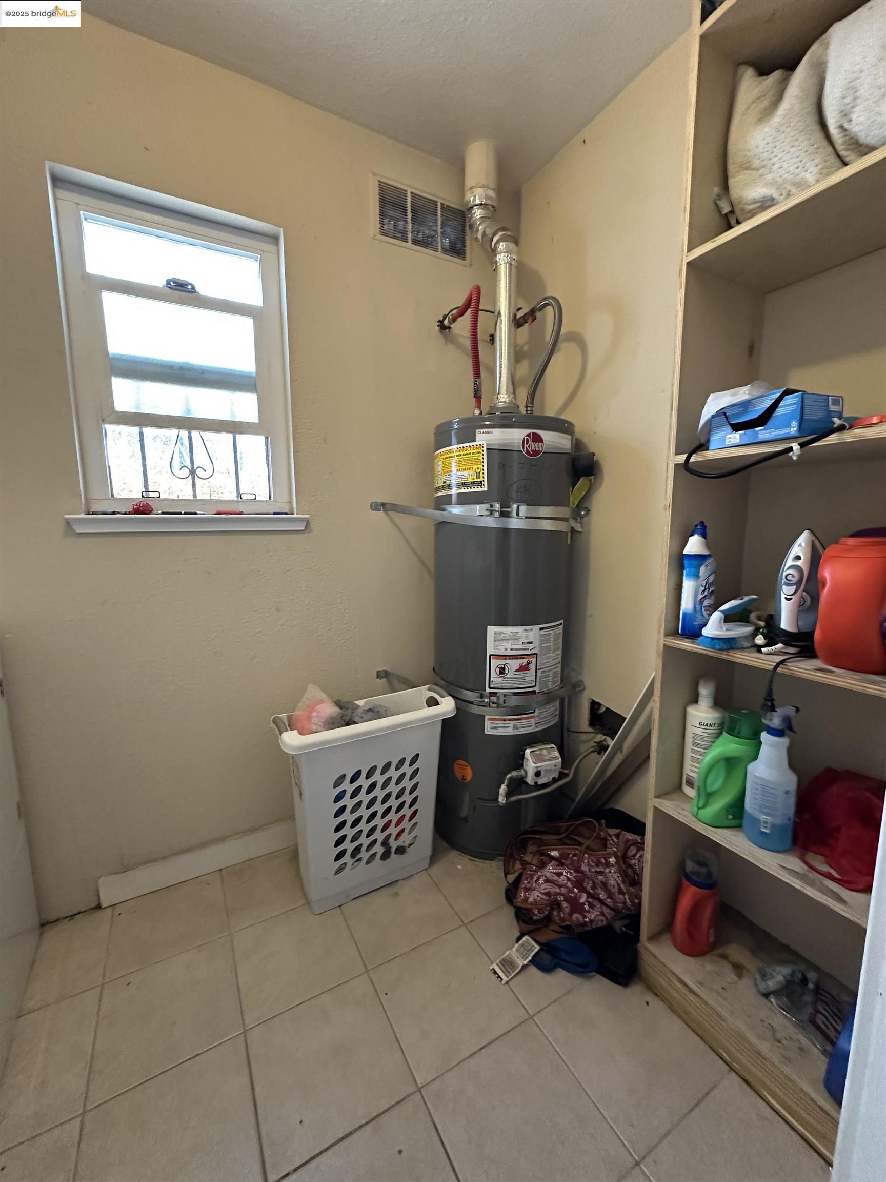 Detail Gallery Image 33 of 39 For 119 3rd St, Richmond,  CA 94801 - 4 Beds | 2 Baths