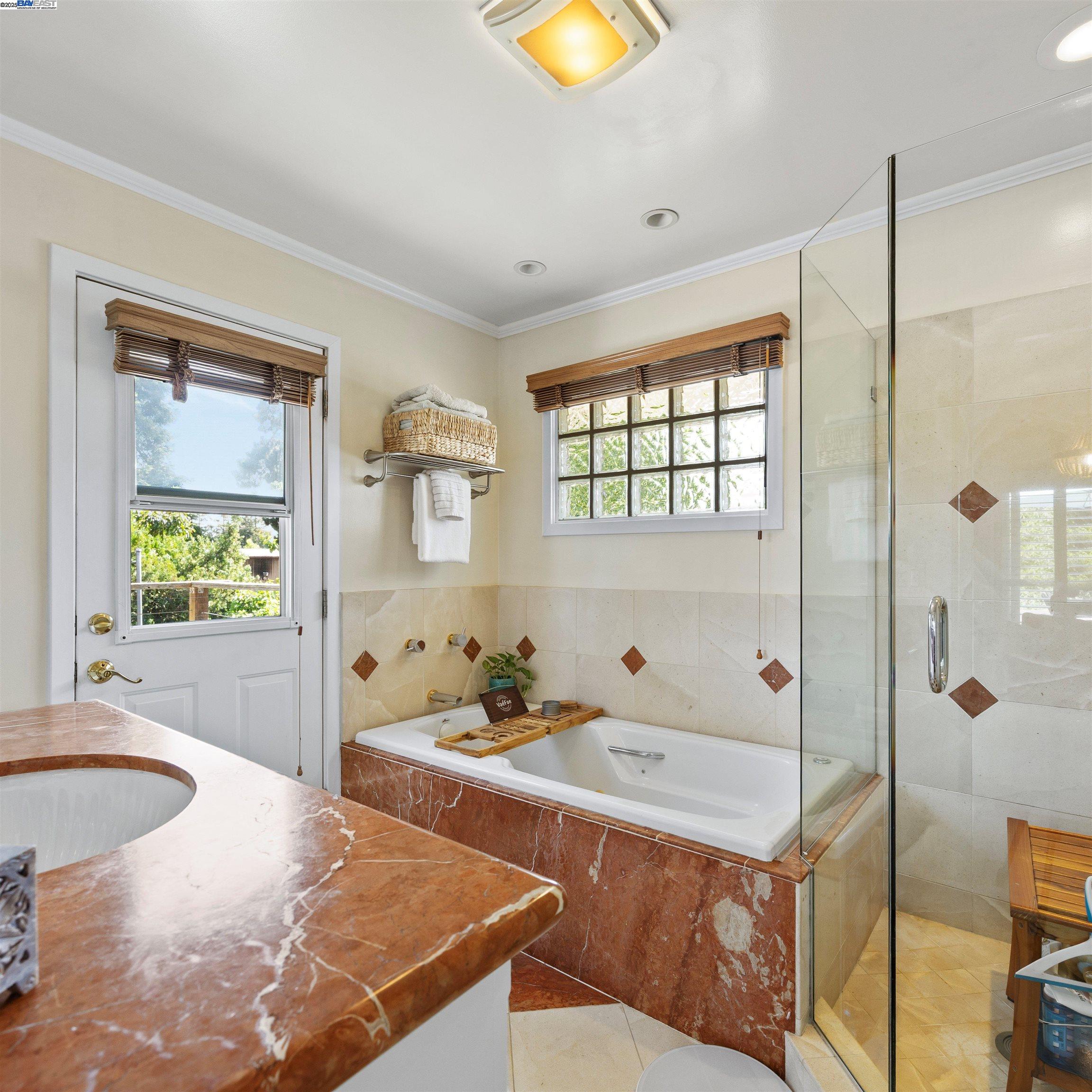 Detail Gallery Image 31 of 46 For 18767 Lamson Rd, Castro Valley,  CA 94546 - 3 Beds | 2 Baths
