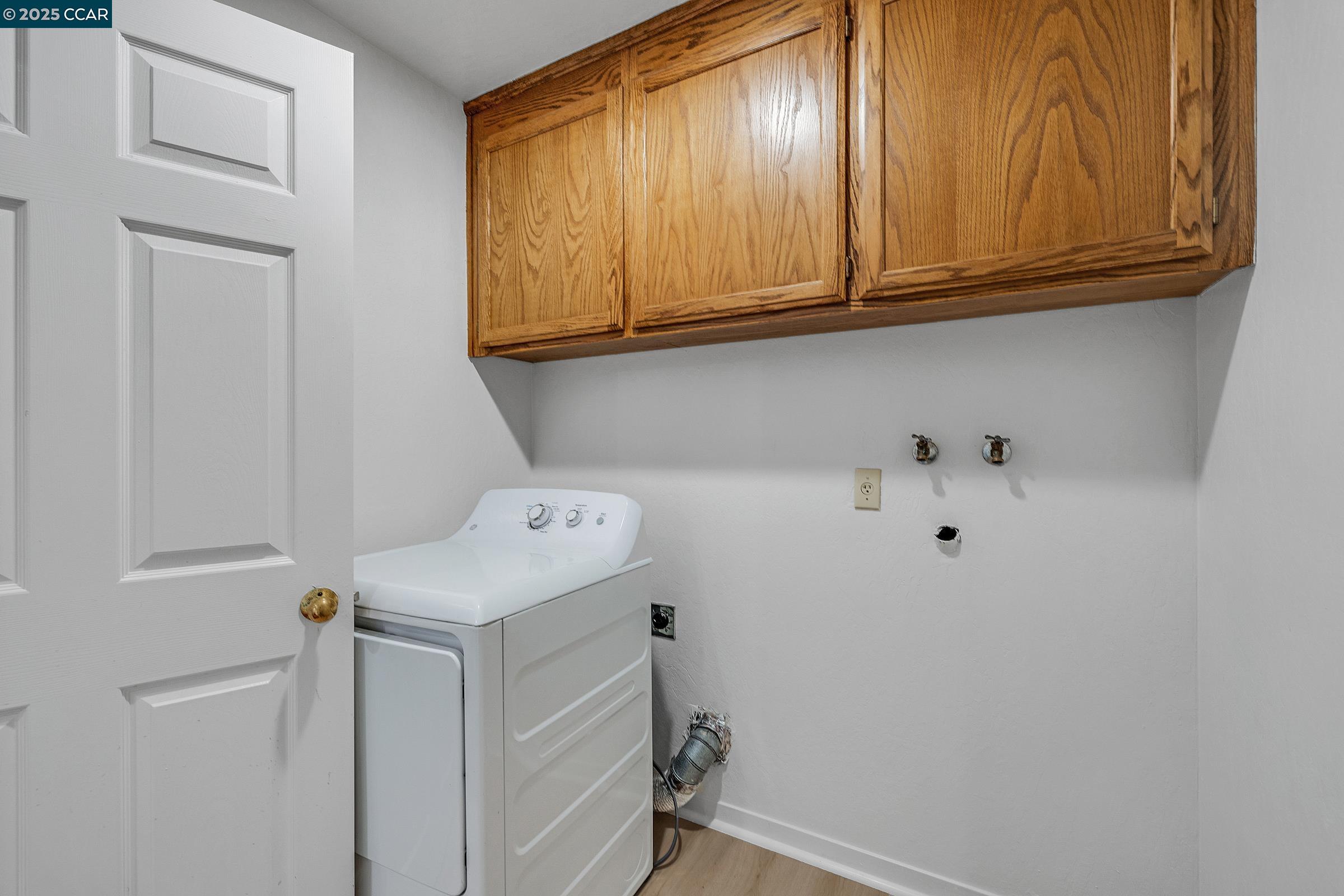 Detail Gallery Image 16 of 33 For 205 Kingswood Ct, Danville,  CA 94506 - 2 Beds | 2/1 Baths