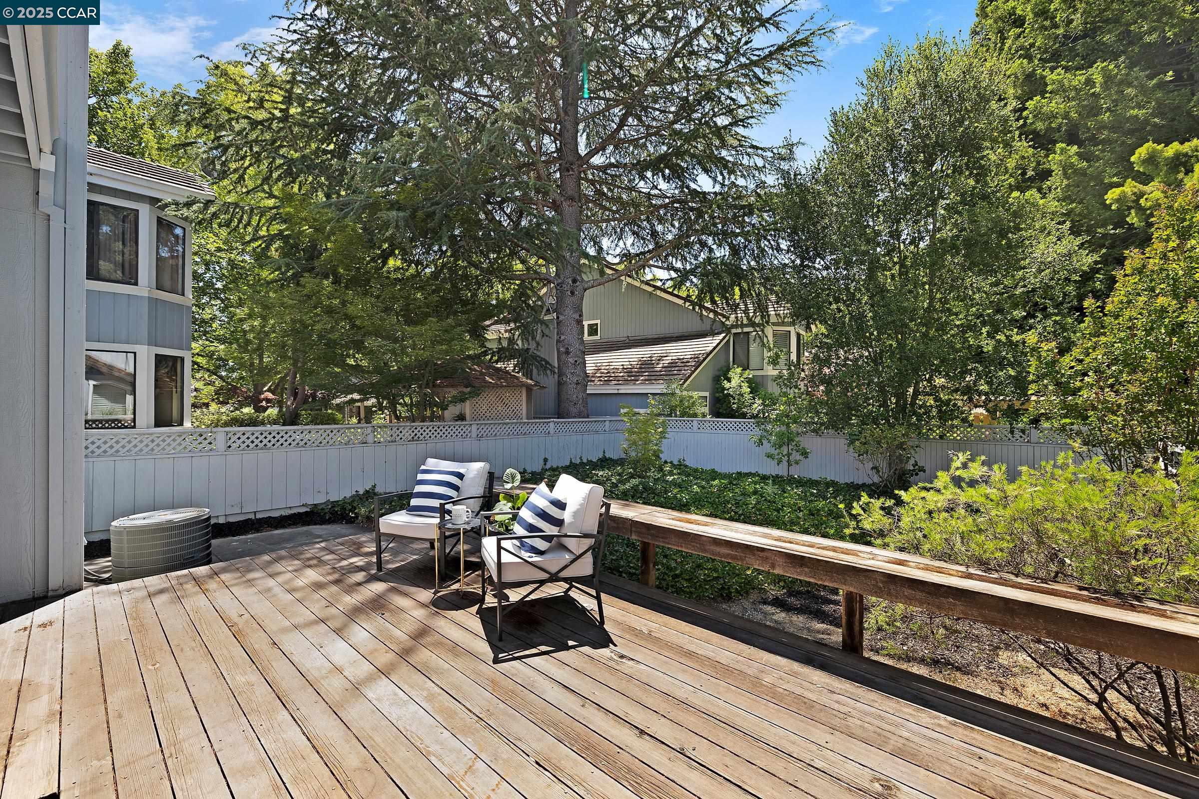 Detail Gallery Image 32 of 33 For 205 Kingswood Ct, Danville,  CA 94506 - 2 Beds | 2/1 Baths