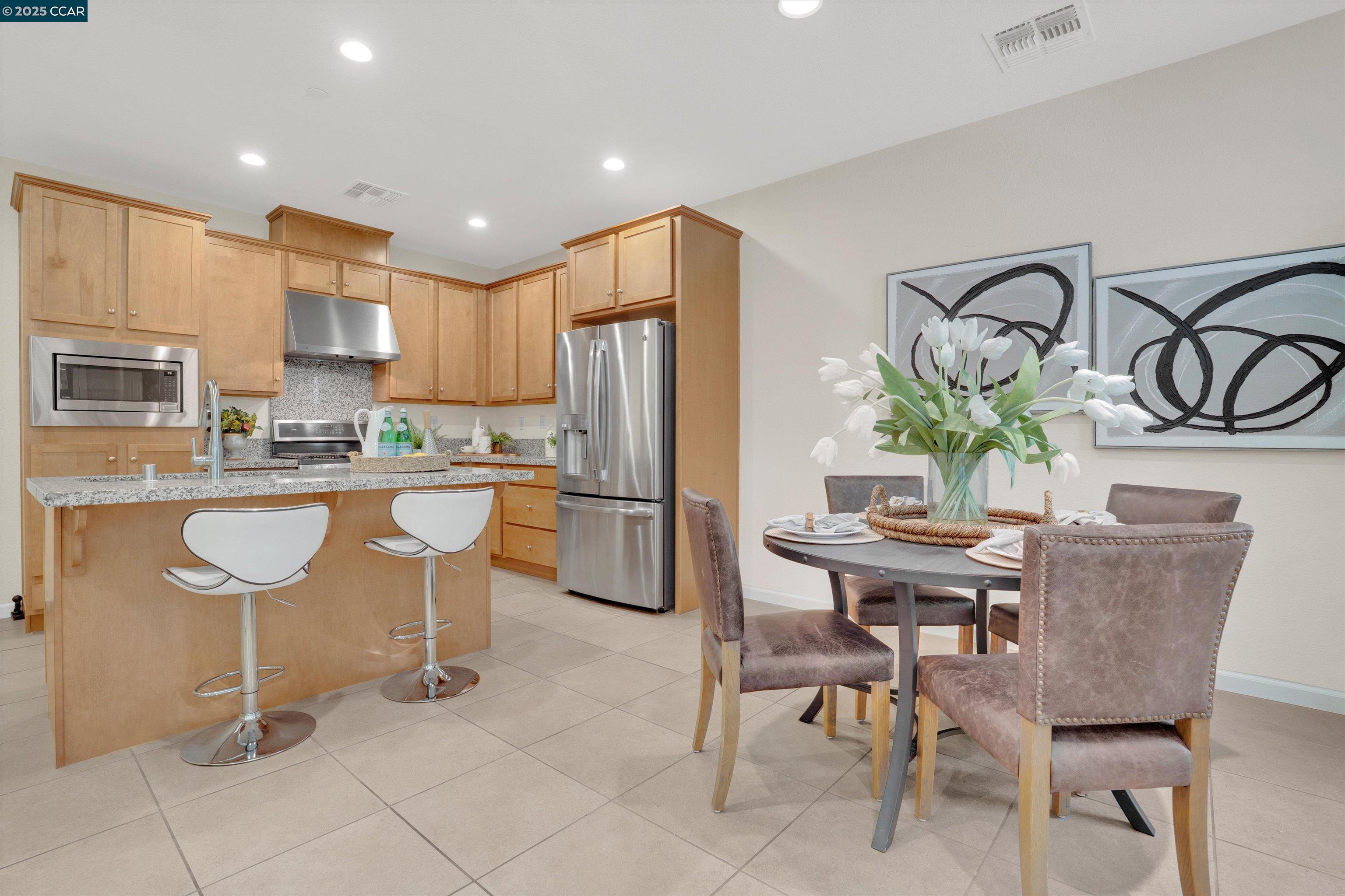 Photo #8: 41102595 Listing: Photo #8