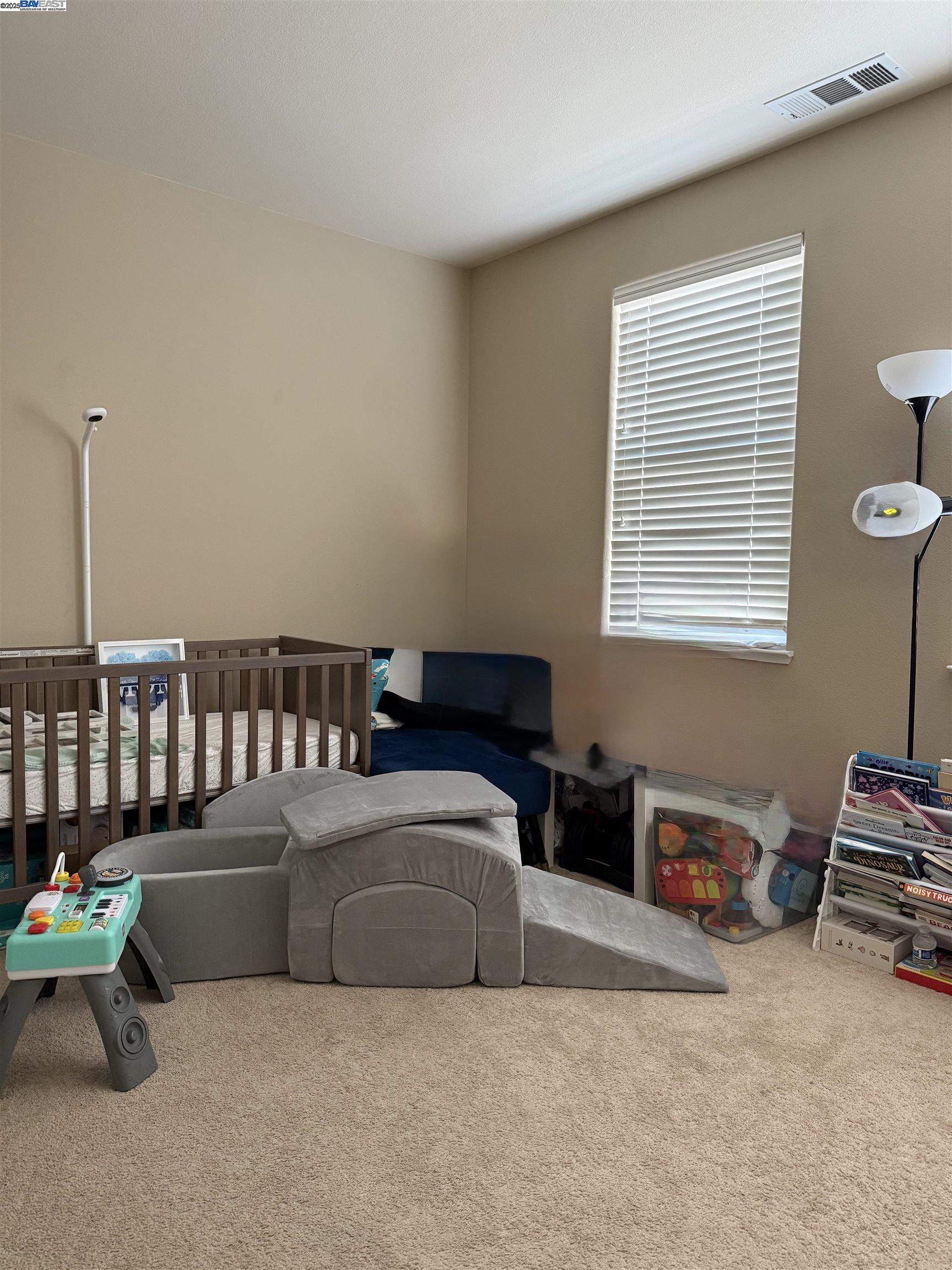 Detail Gallery Image 4 of 11 For 30927 Union City Blvd., Union City,  CA 94587 - 2 Beds | 2 Baths