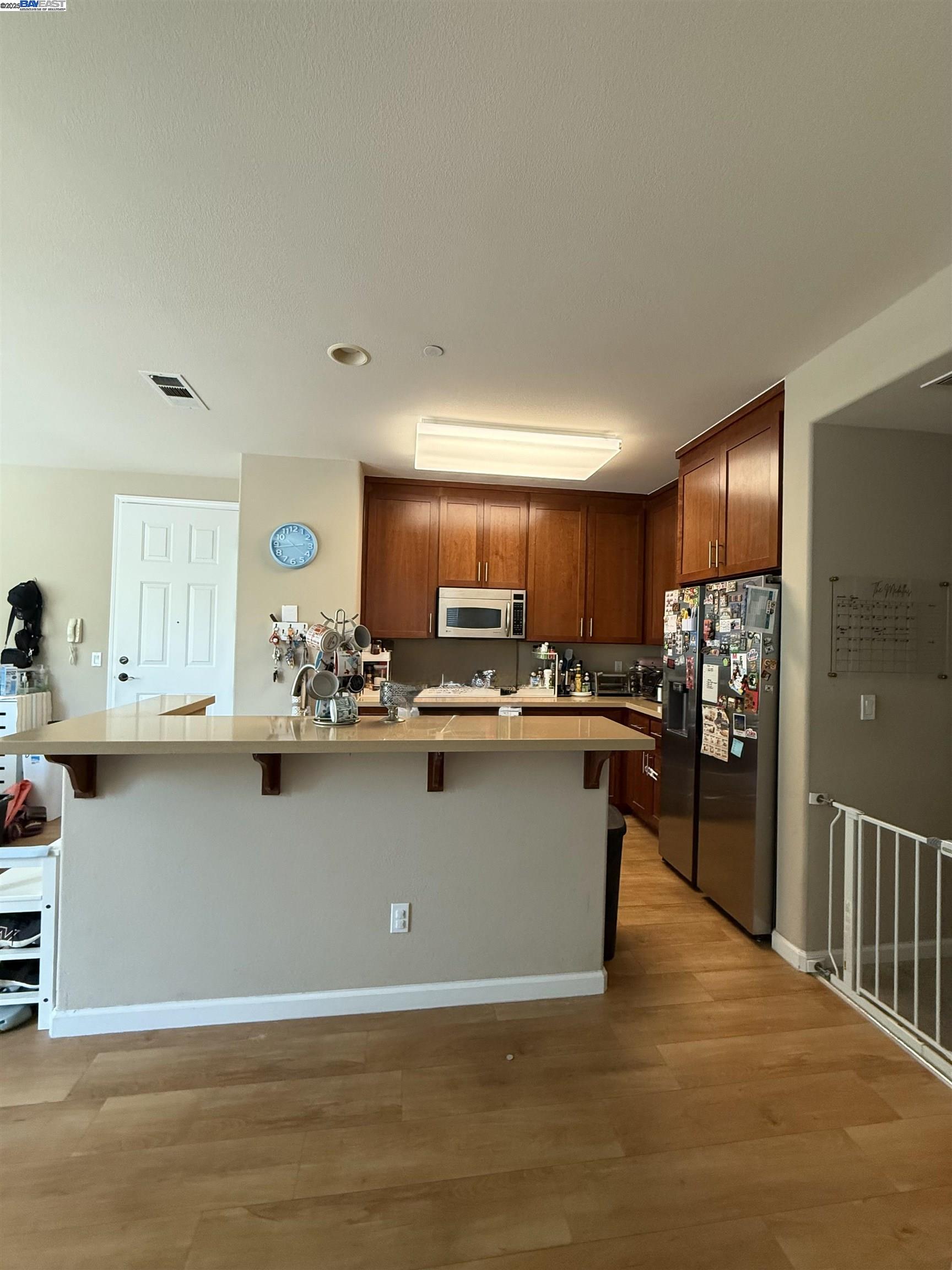 Detail Gallery Image 7 of 11 For 30927 Union City Blvd., Union City,  CA 94587 - 2 Beds | 2 Baths